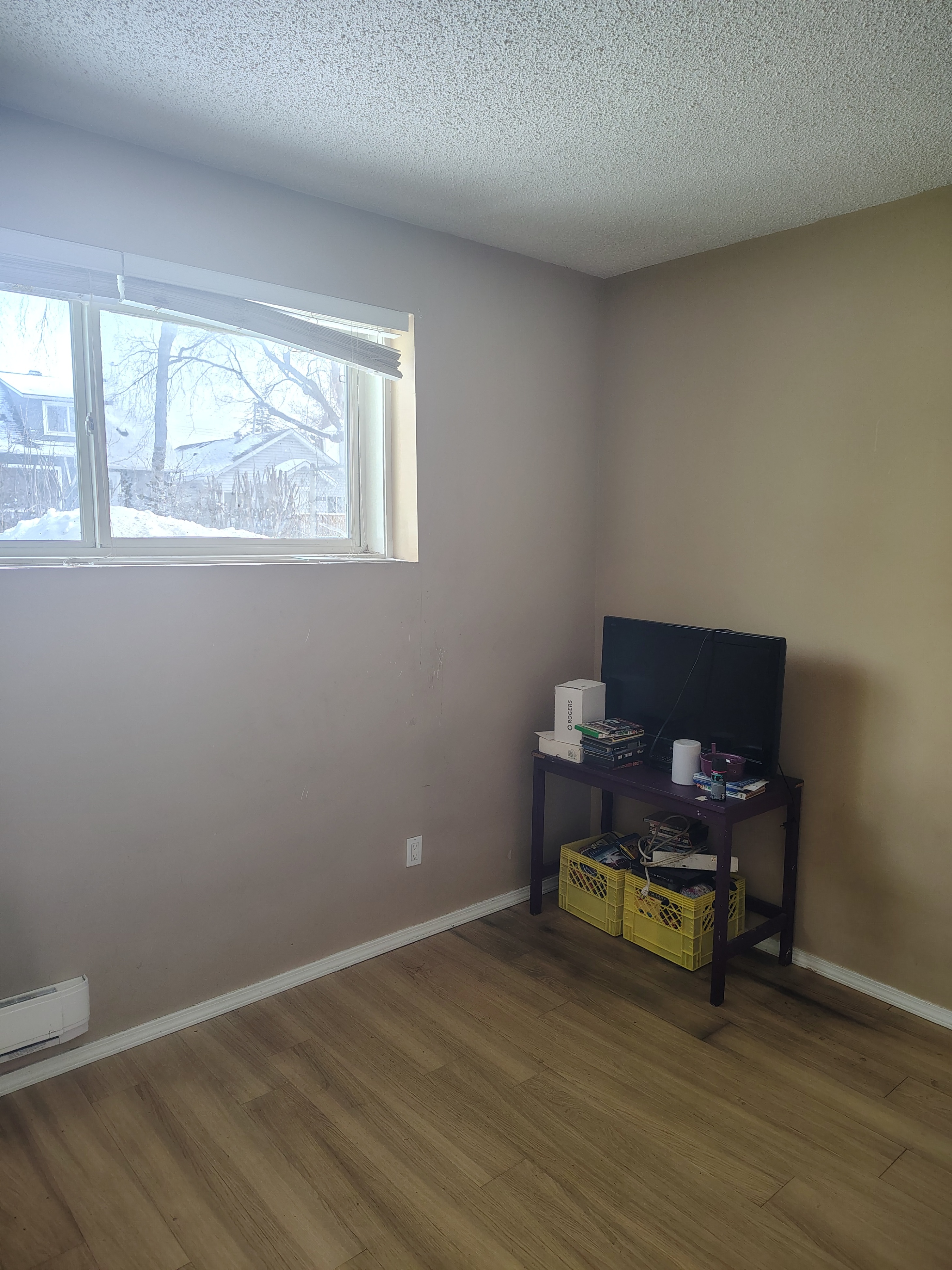 SPACIOUS AND QUIET BASEMENT ROOM FOR RENT, LOCATED 113 AVE 96 ST - photo 2