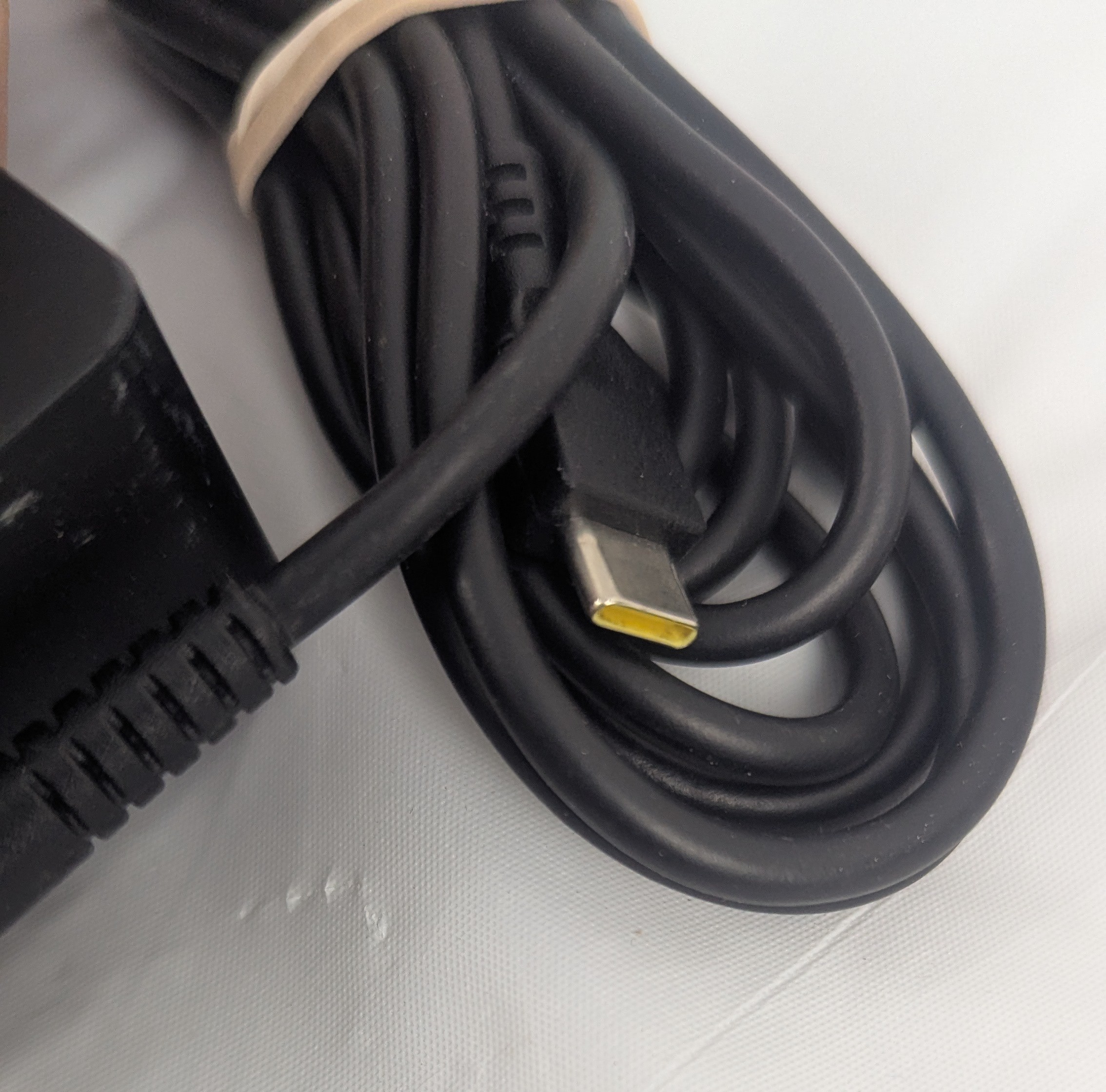 LENOVO Flex 5-14ARE05 AC ADAPTER 65W USB-C 02DL124 ADLX65YDC3D - photo 2