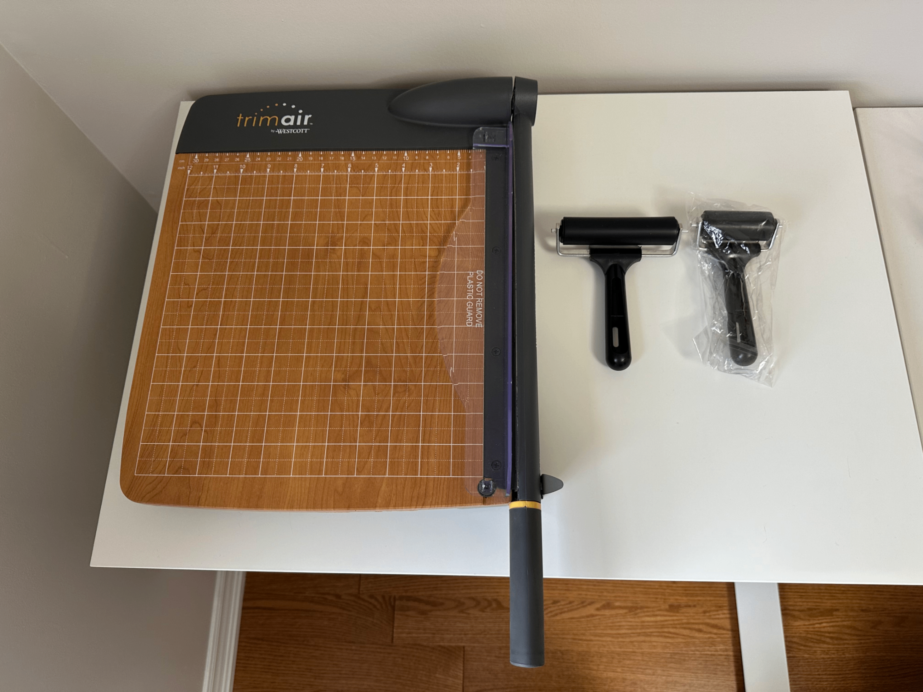 Westcott 12 inch TrimAir Guillotine Paper Cutter + 2 rollers