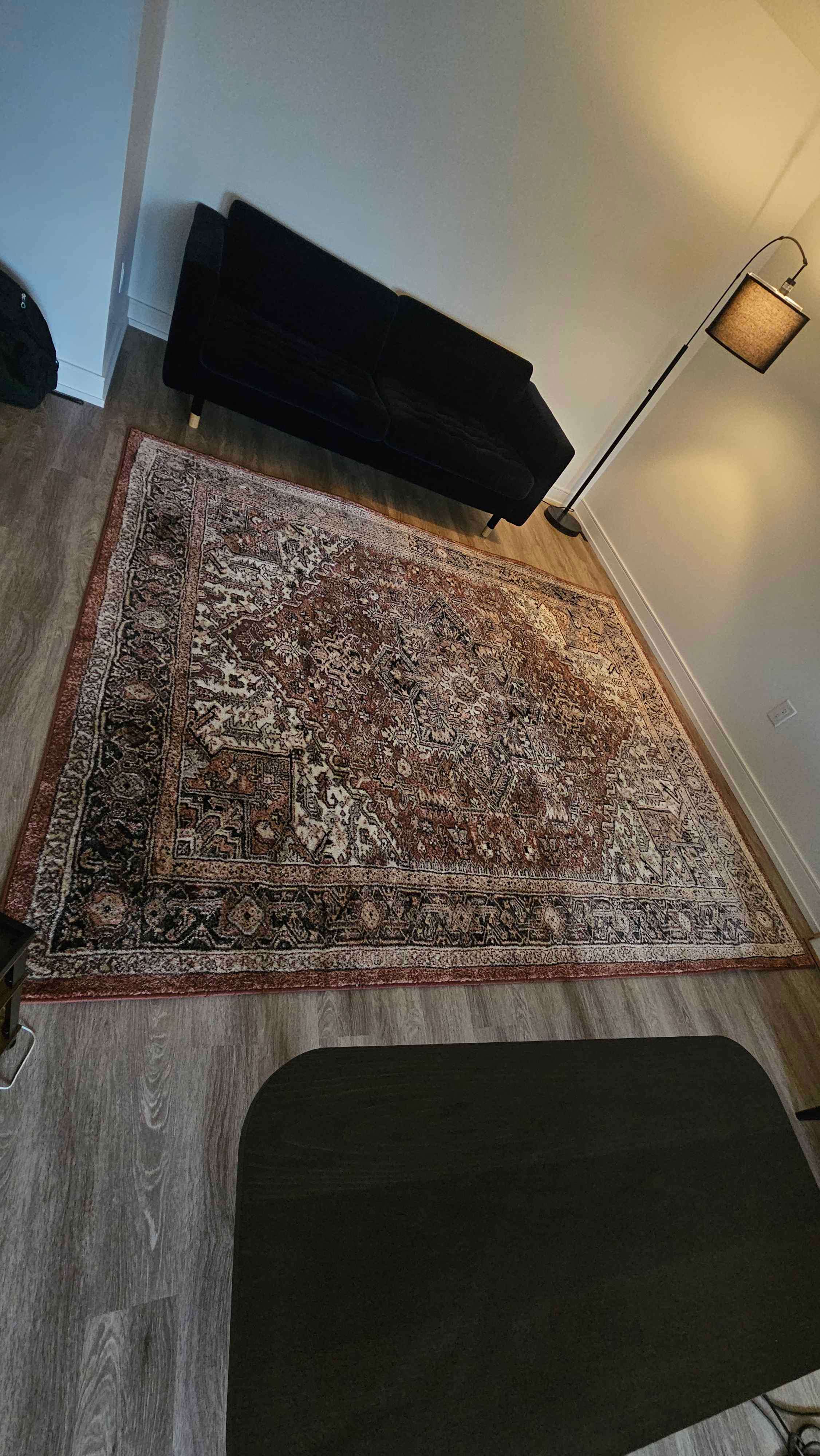Persian rug (maroon/red/pink) low-pile, faded ikea rug