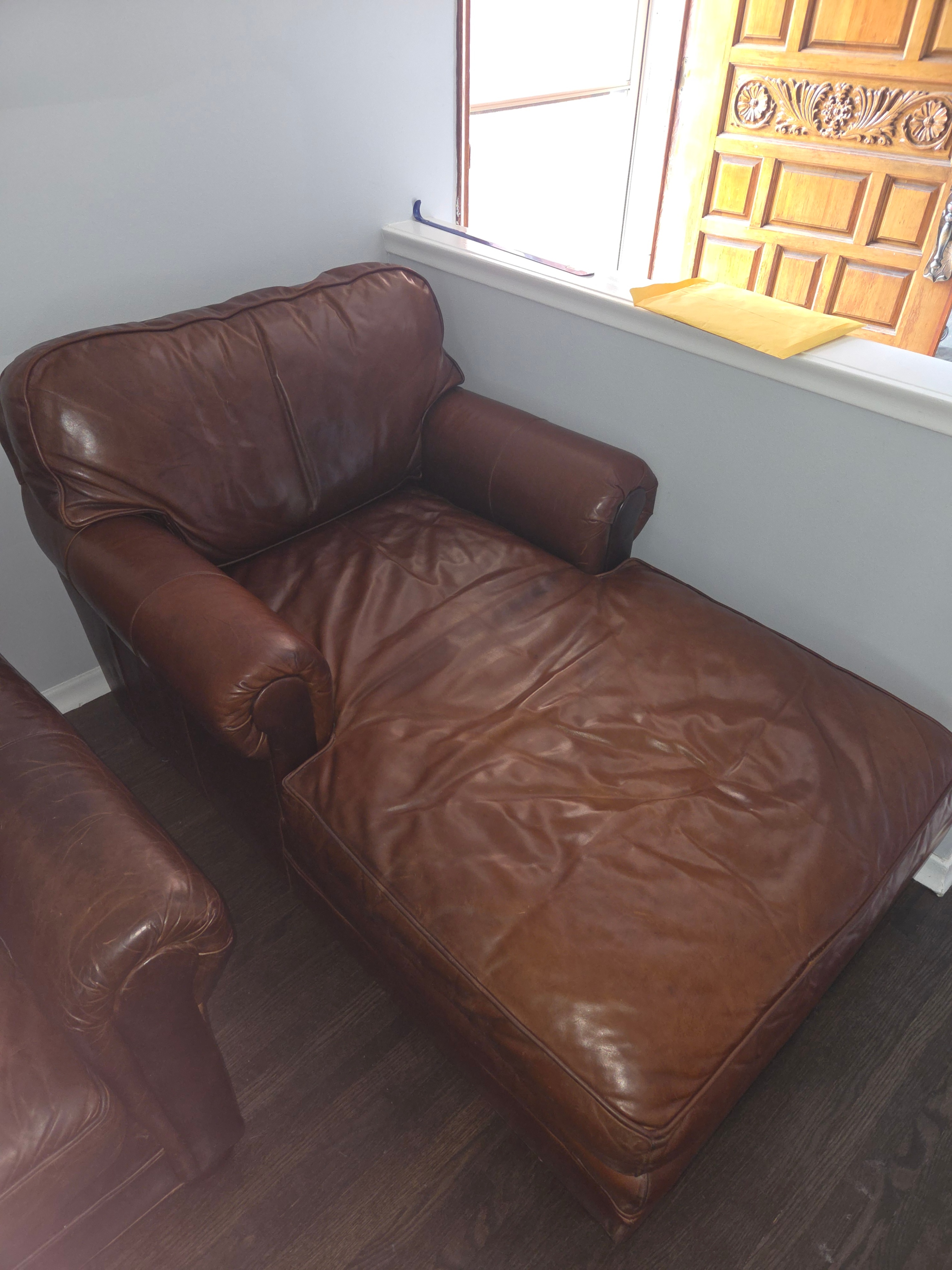 Restoration Hardware Vintage Leather Chase Lounge - photo 2