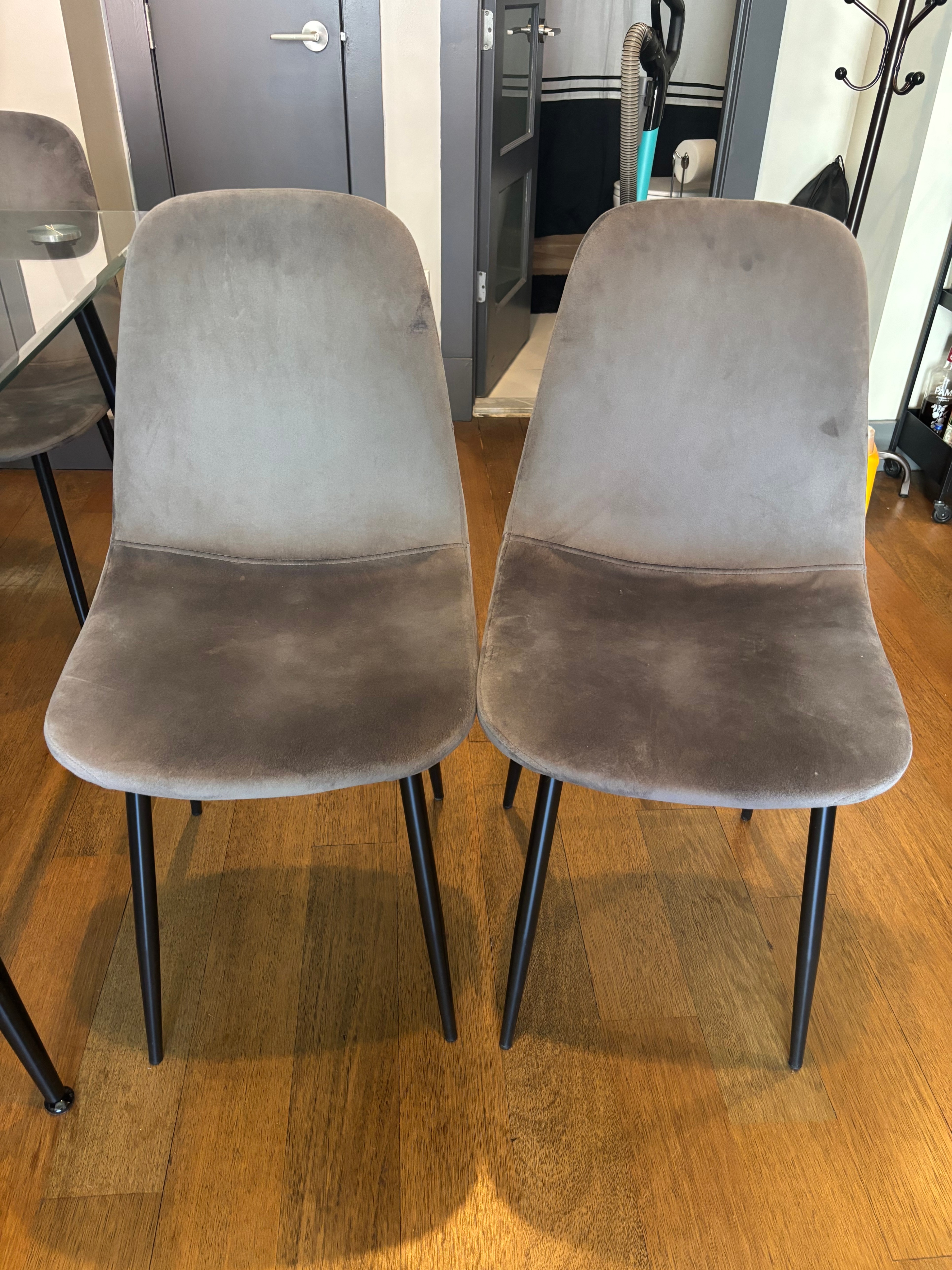 Glass Dining Table with 4 Gray Velvet Chairs - photo 5