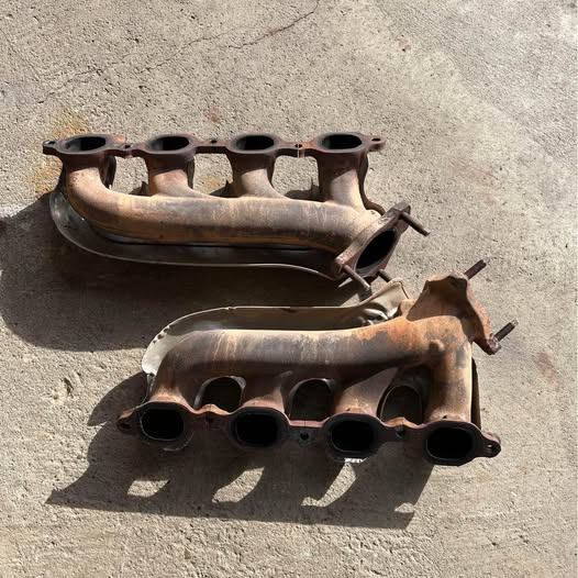 GM - Exhaust manifolds - photo 2