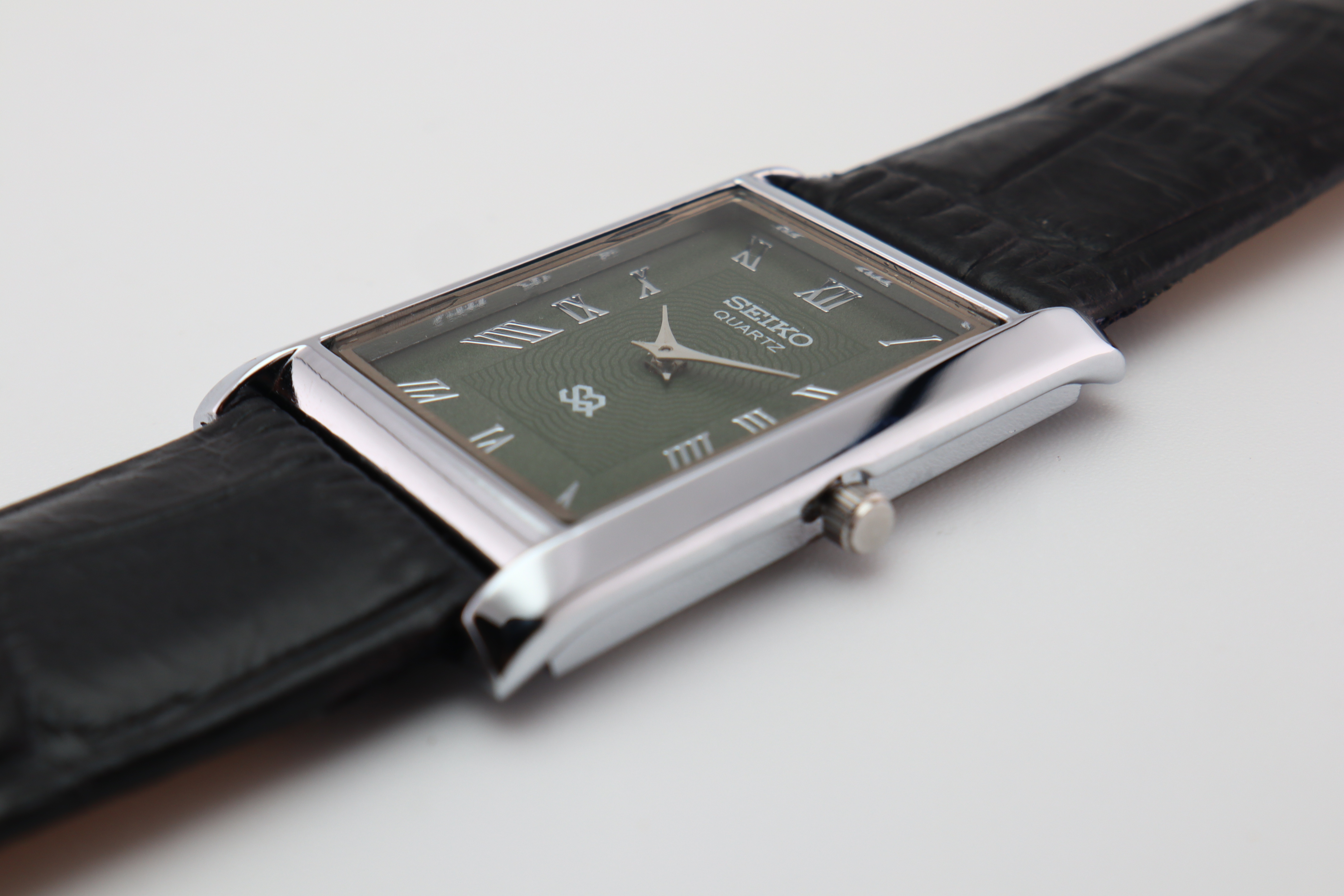 Refurbished Vintage Slim Tank Men’s Watch - photo 5