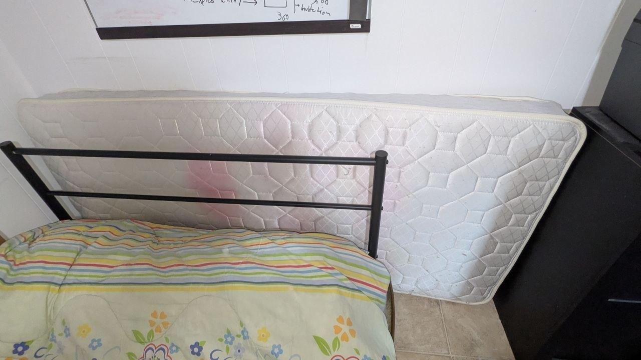 Used Mattress - photo 2