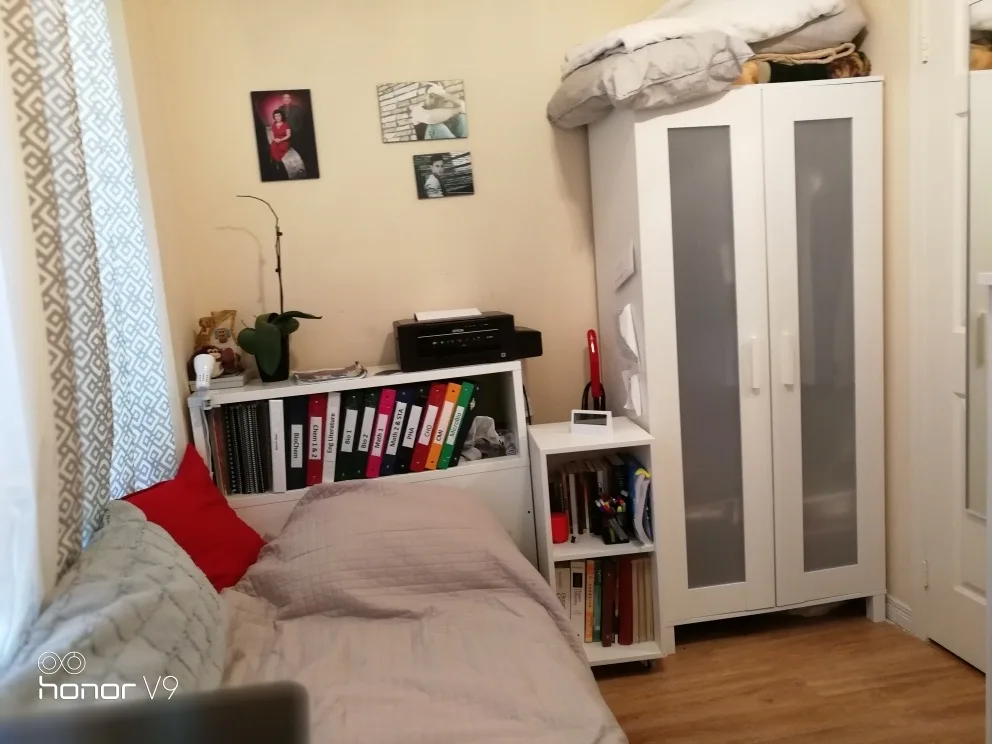 York Uni. 1 room with private washroom - photo 4