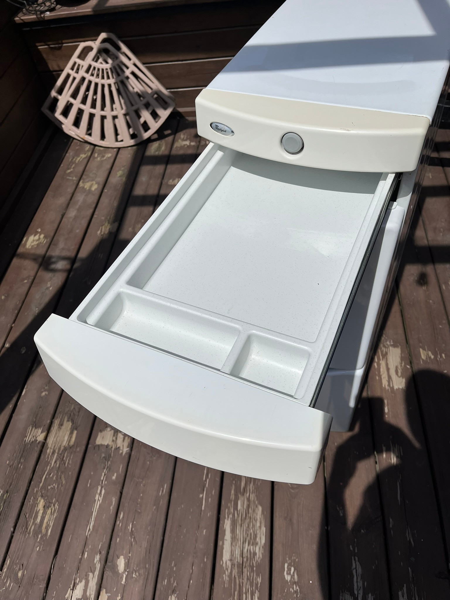 Whirlpool Laundry Tower - photo 2