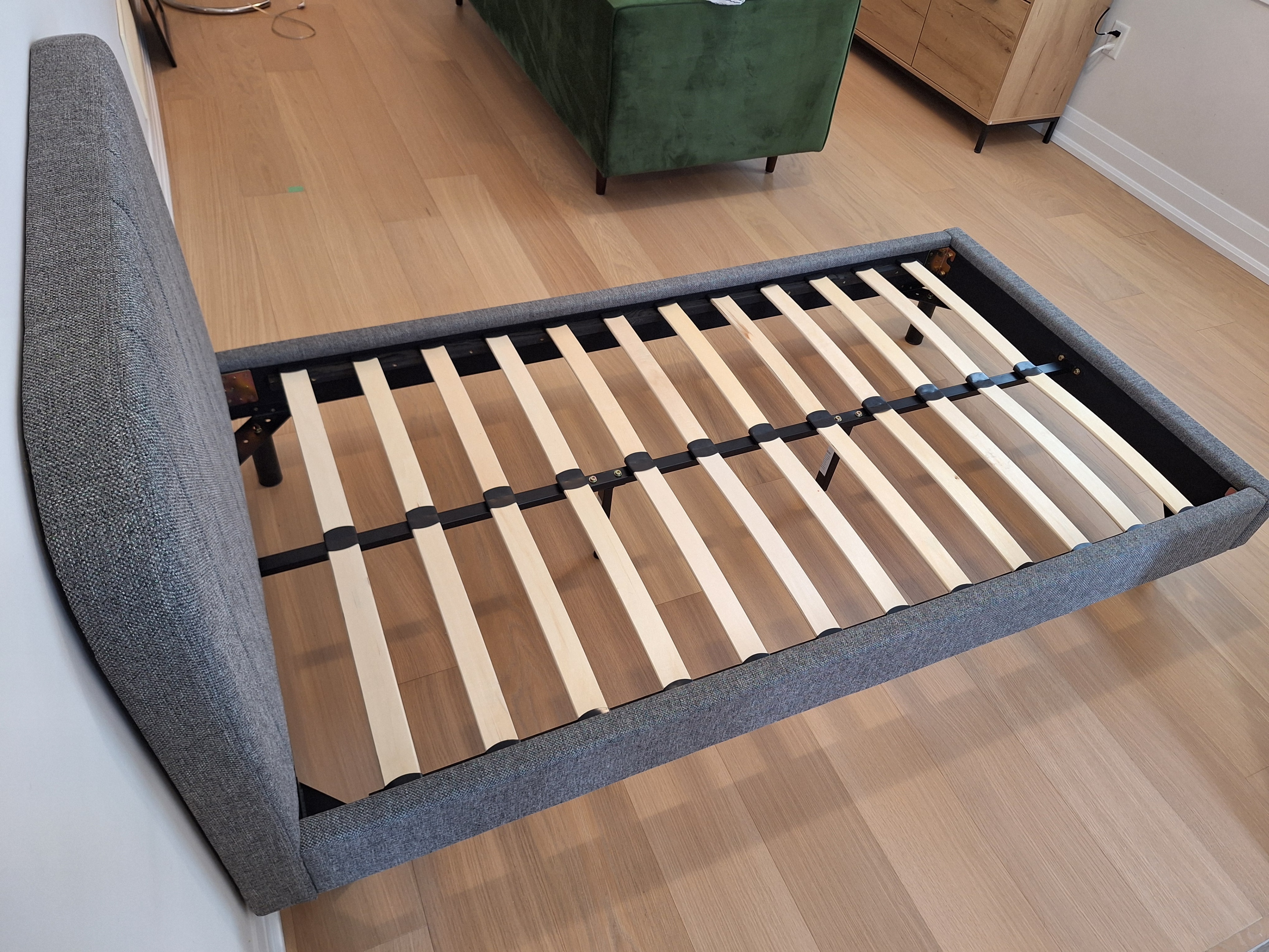 (Retail $400) Upholstered single/twin bed frame, like-new! - photo 4