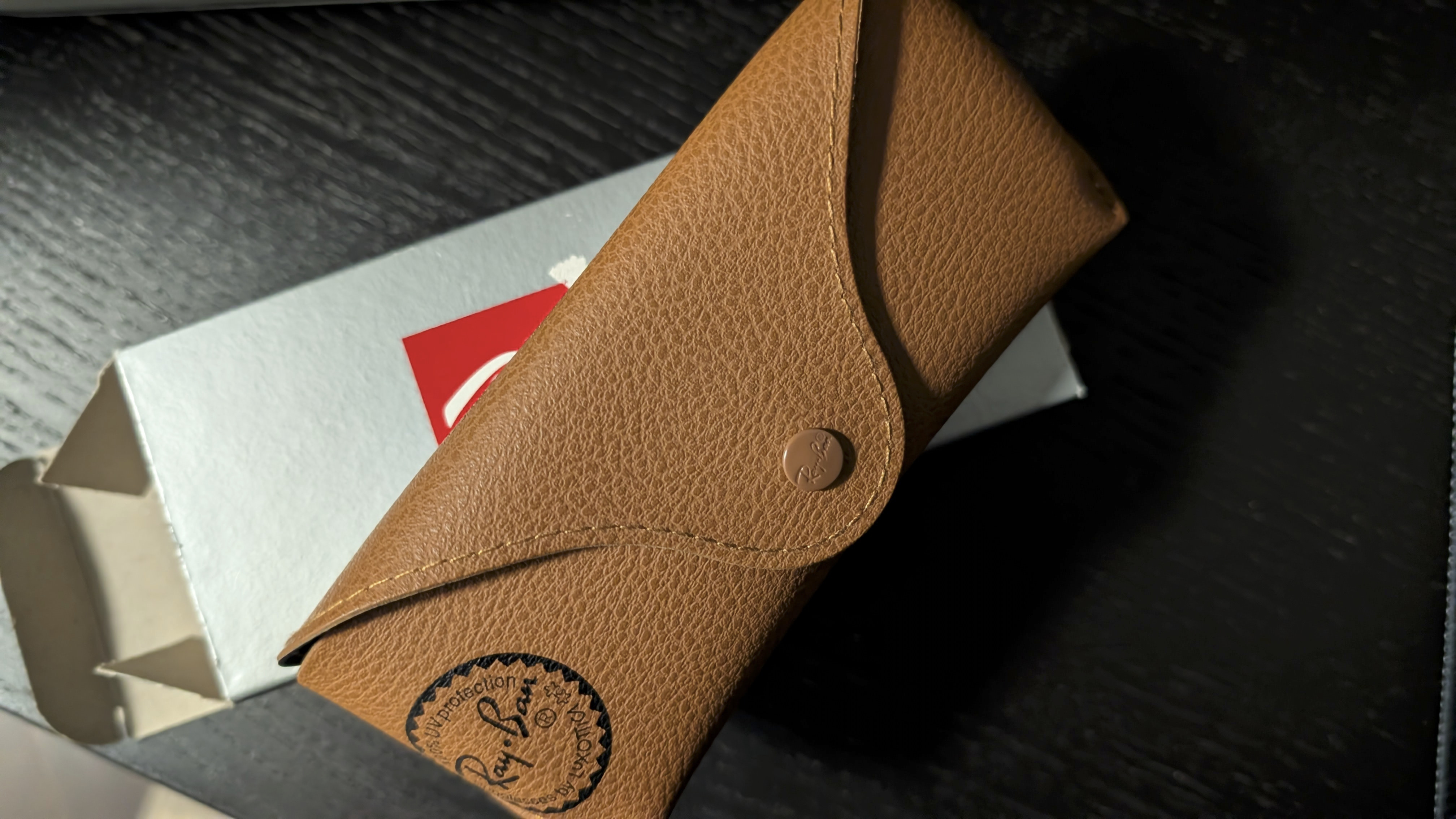 BNIB Ray Ban Erika sunglasses - photo 2