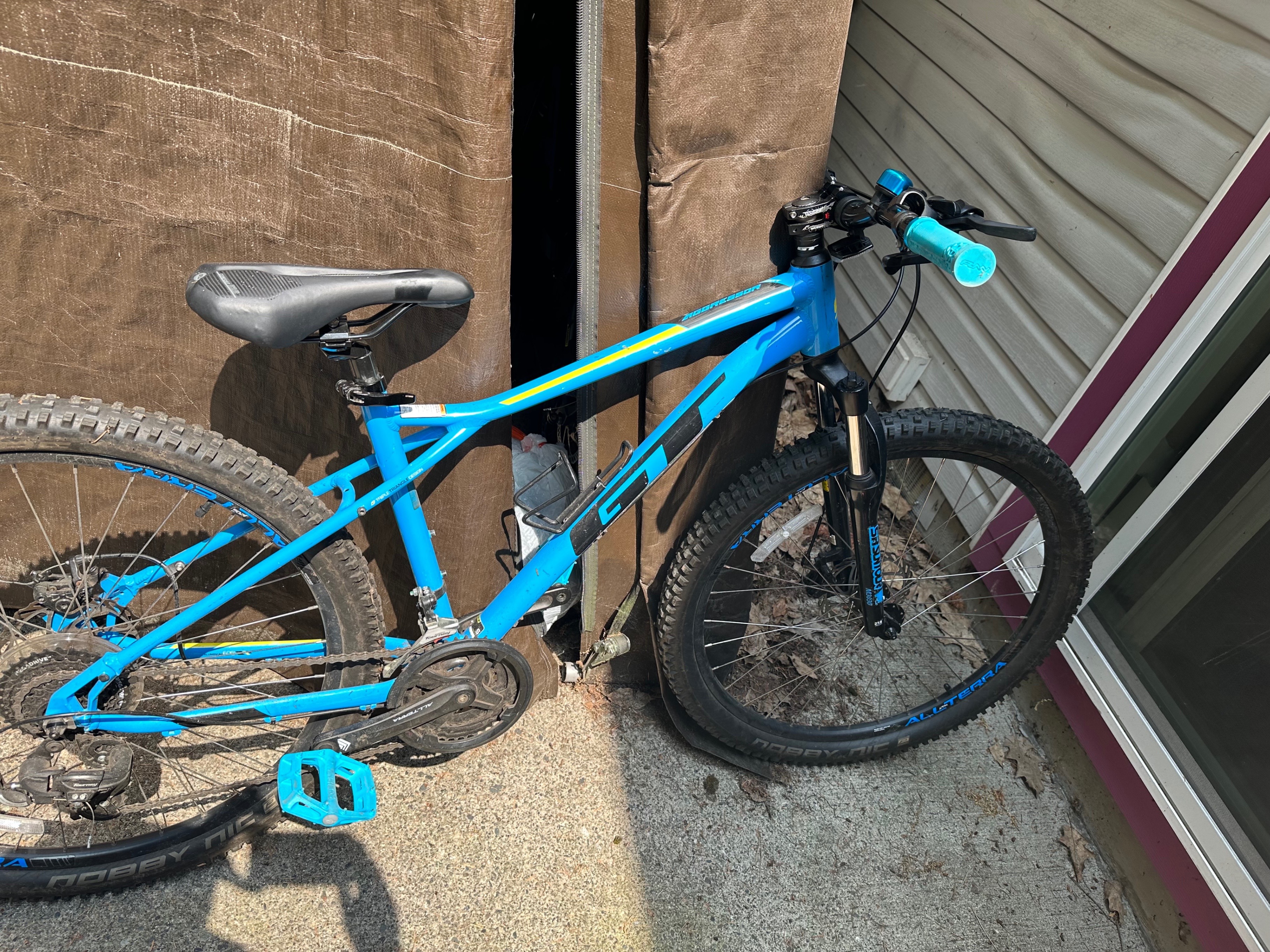 GT Aggressor Sport 27.5 Mountain Bike - Blue - photo 3