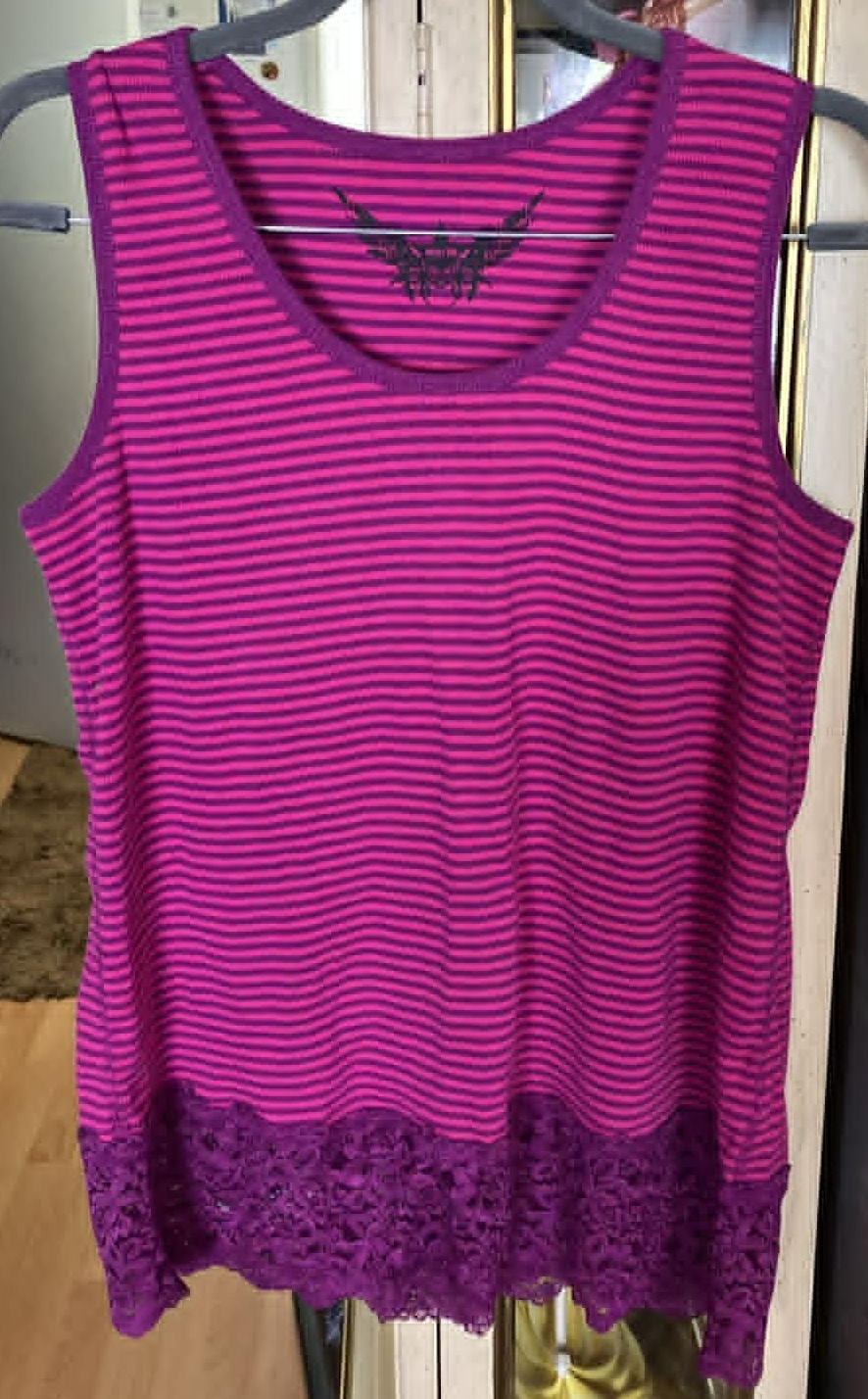 Women Purple and Pink Striped Top - Size 1X (100% Cotton)