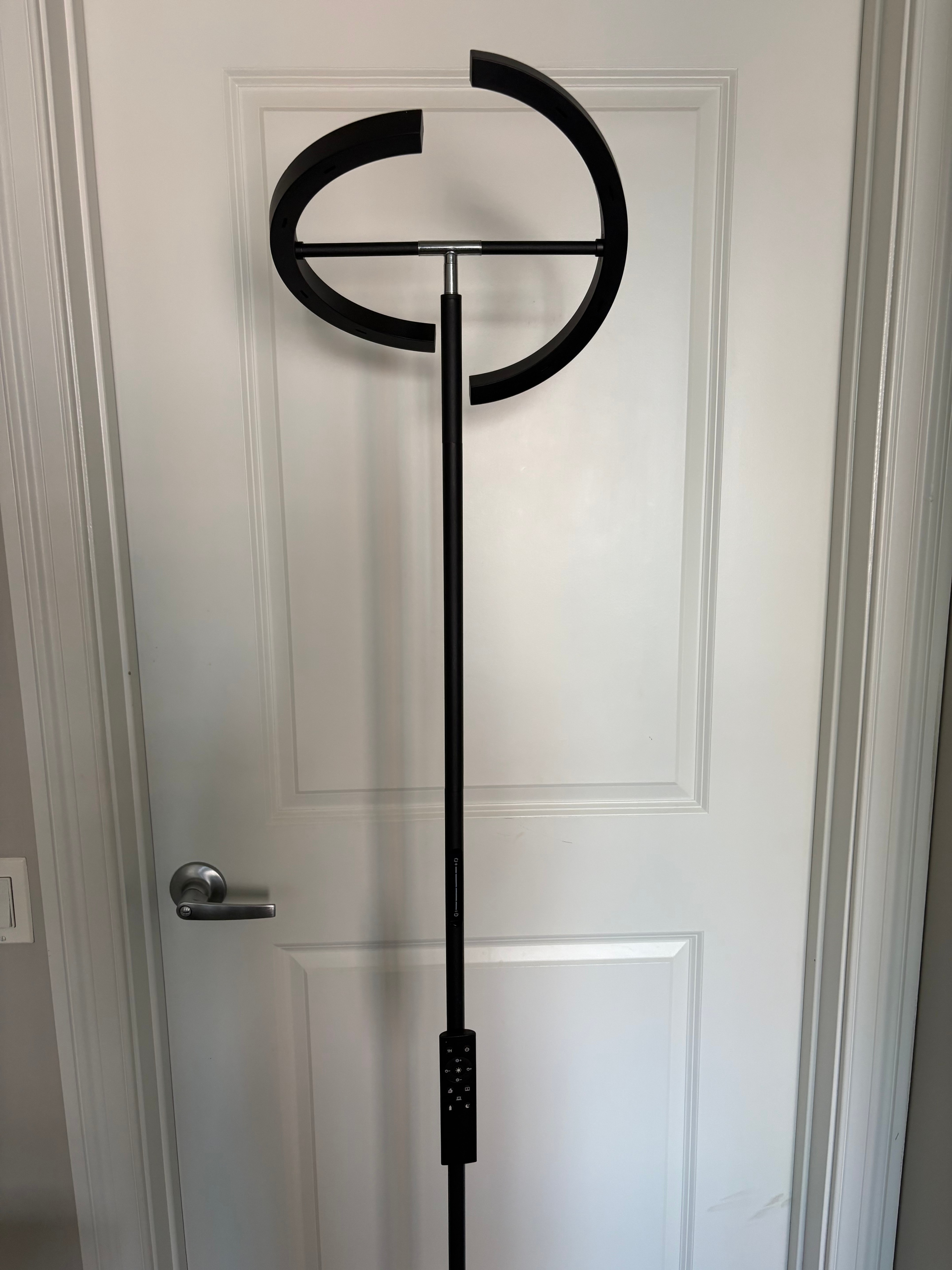 69" LED floor lamp with remote control - photo 2