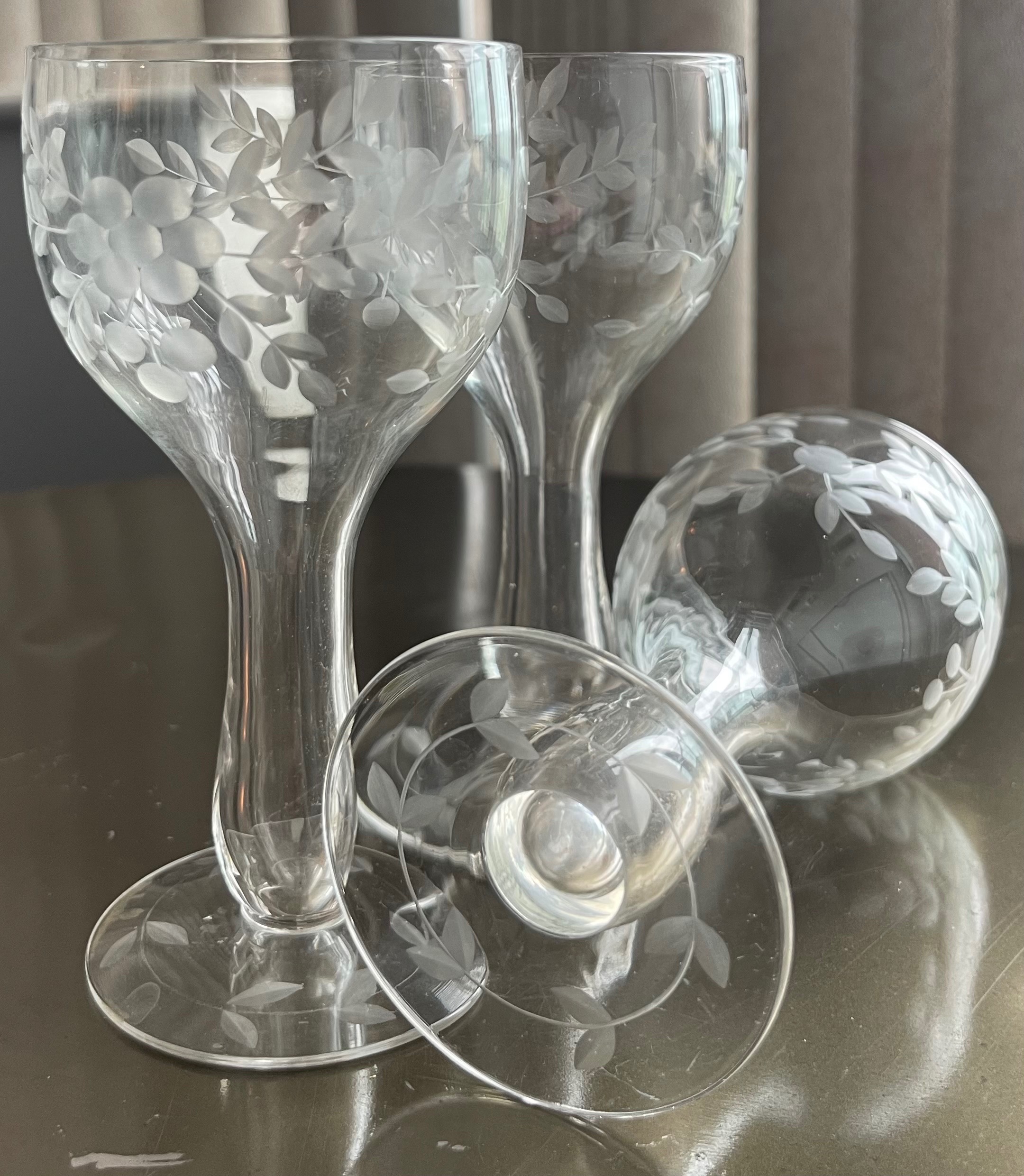 3 Vintage Hollow Stem Etched Champagne Glasses - photo 2