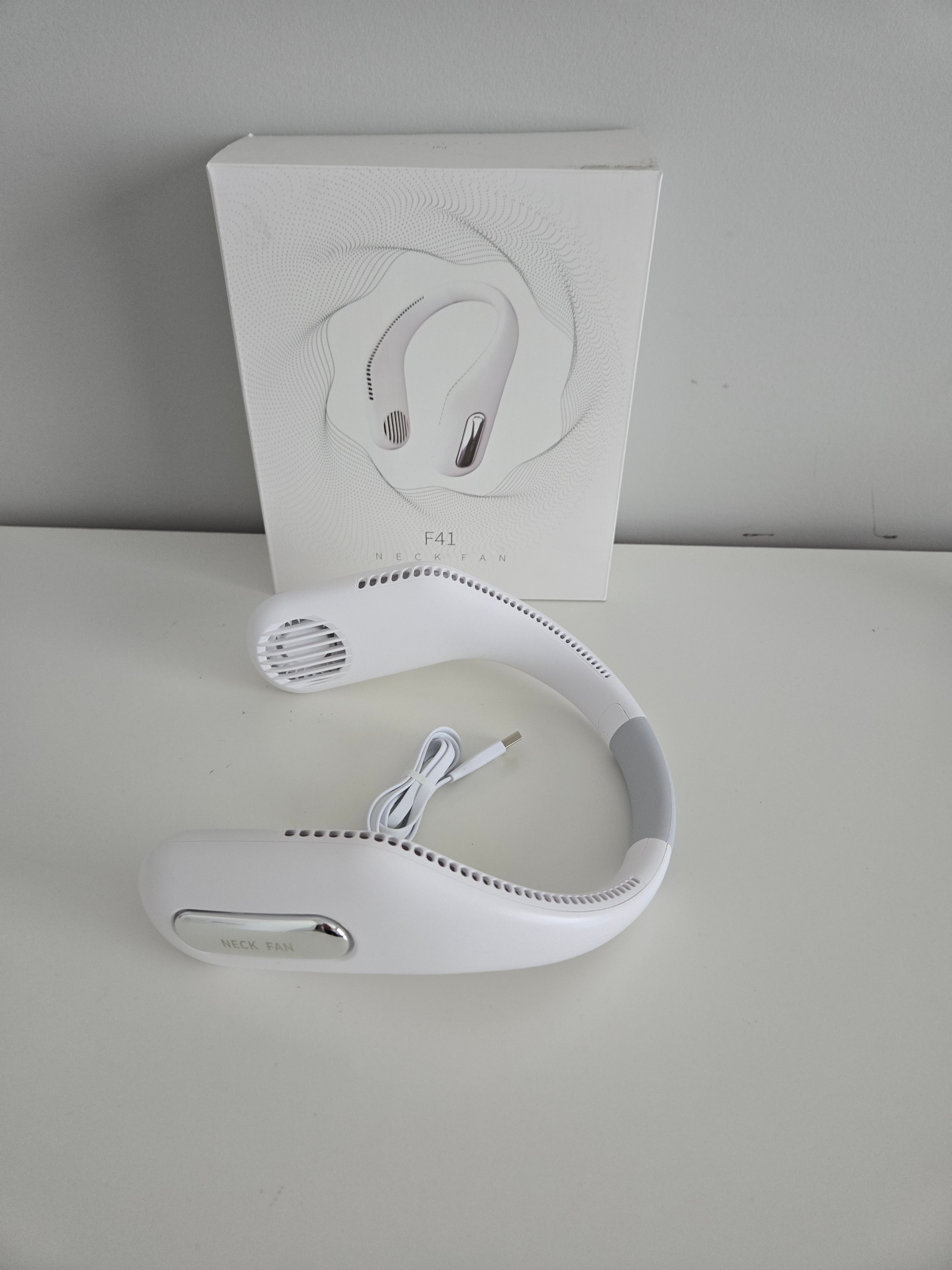 MILPROX F4 Portable Neck Fan - photo 2