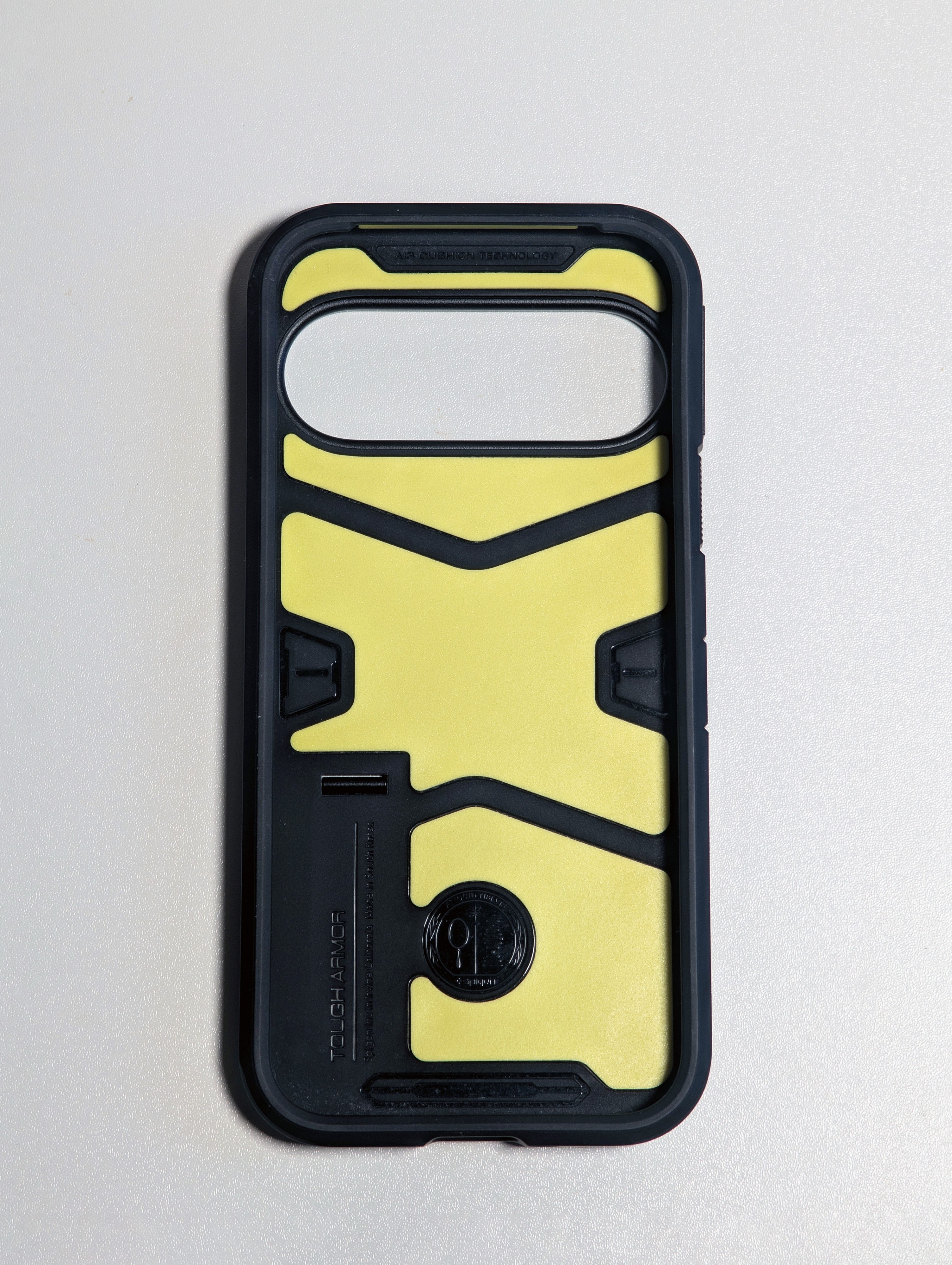 Pixe 9 Pro Spigen Case Tough Armor - photo 3