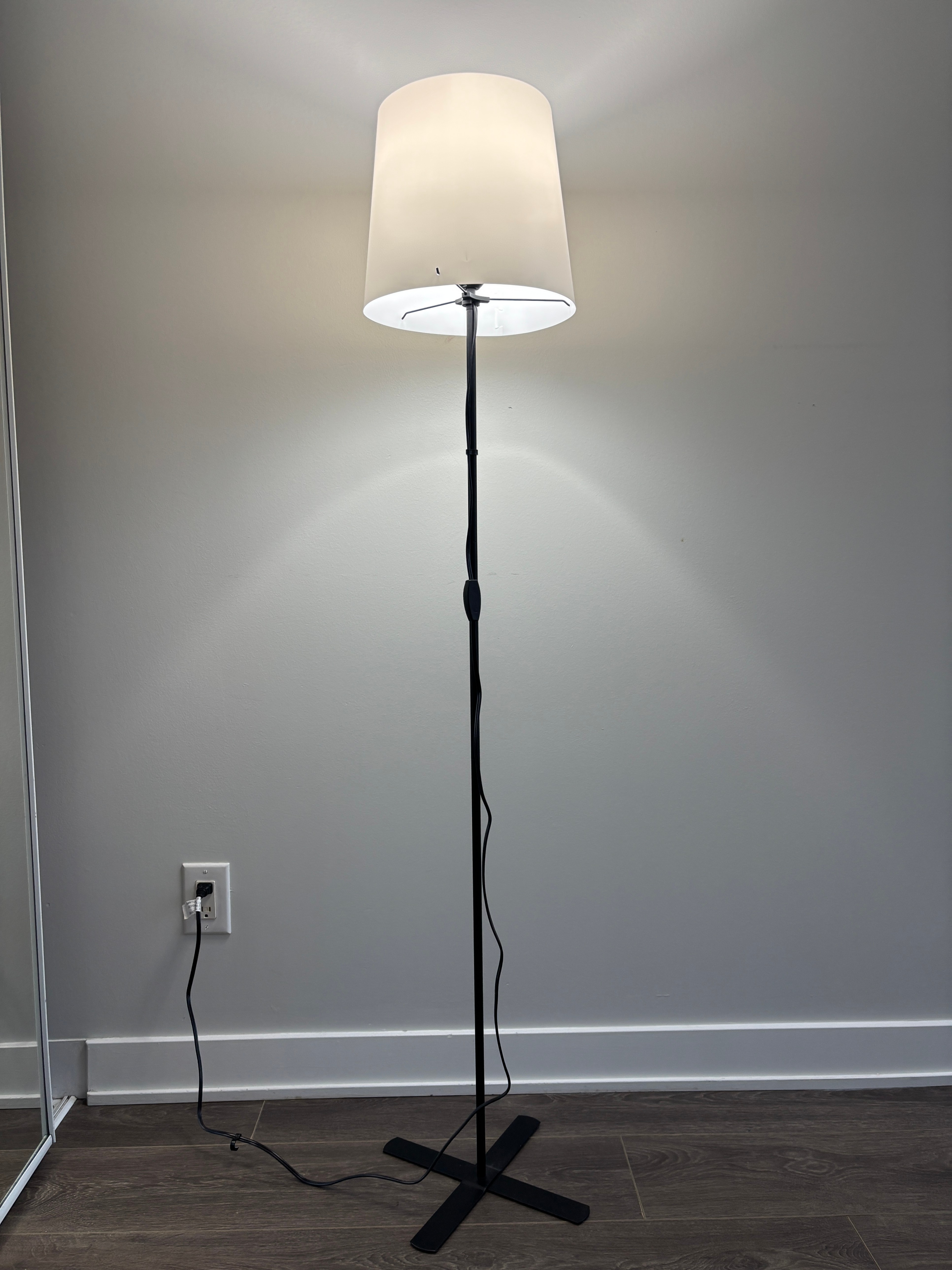 Modern Floor Lamp + Govee Smart RGB Bulb (App Controlled) - photo 2