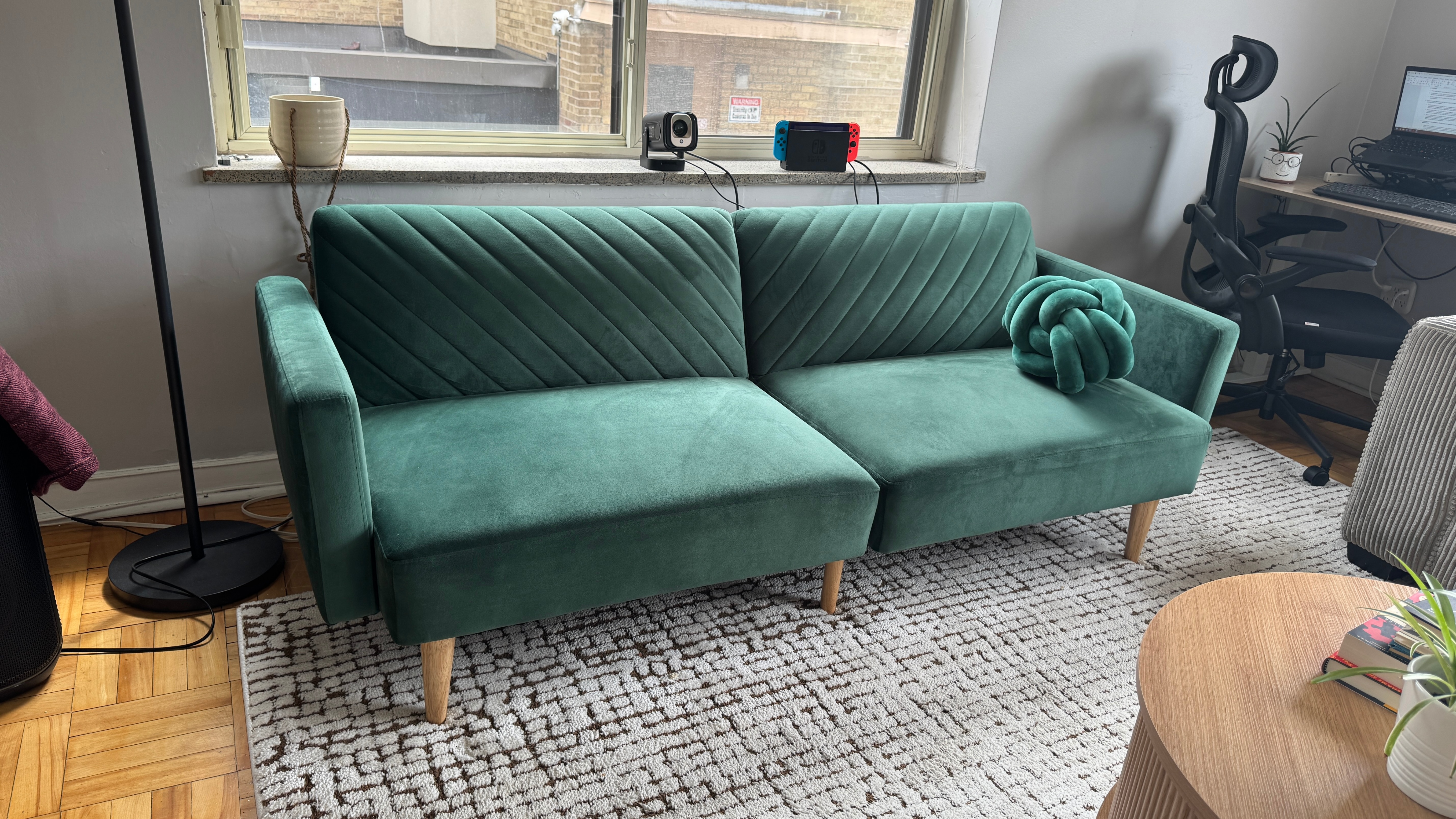 Emerald Green Velvet Sofa – Mid Century Modern Style Sofabed - photo 4