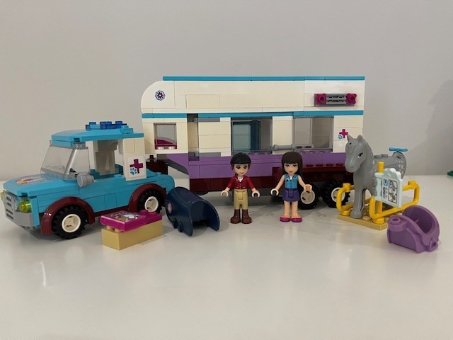 Lego Friends – Horse Vet Trailer #41125