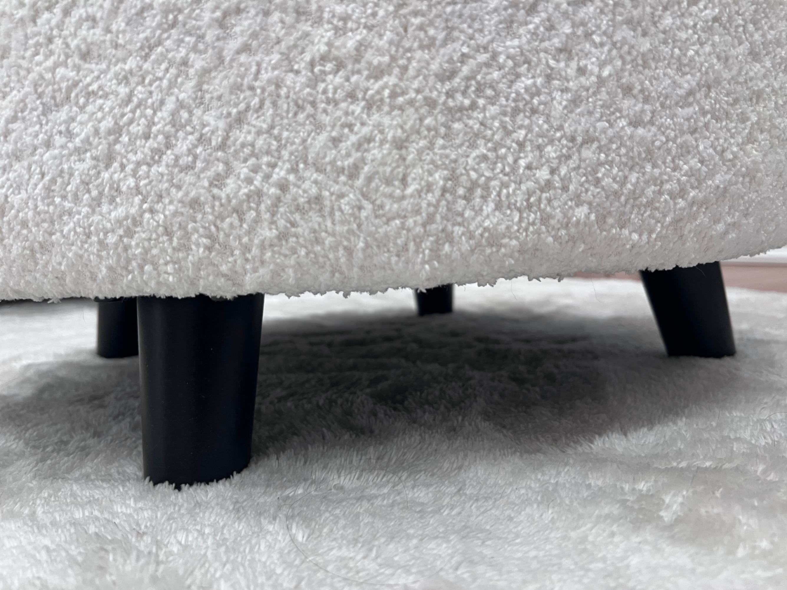 Bouclair White Ottoman 23" - photo 2