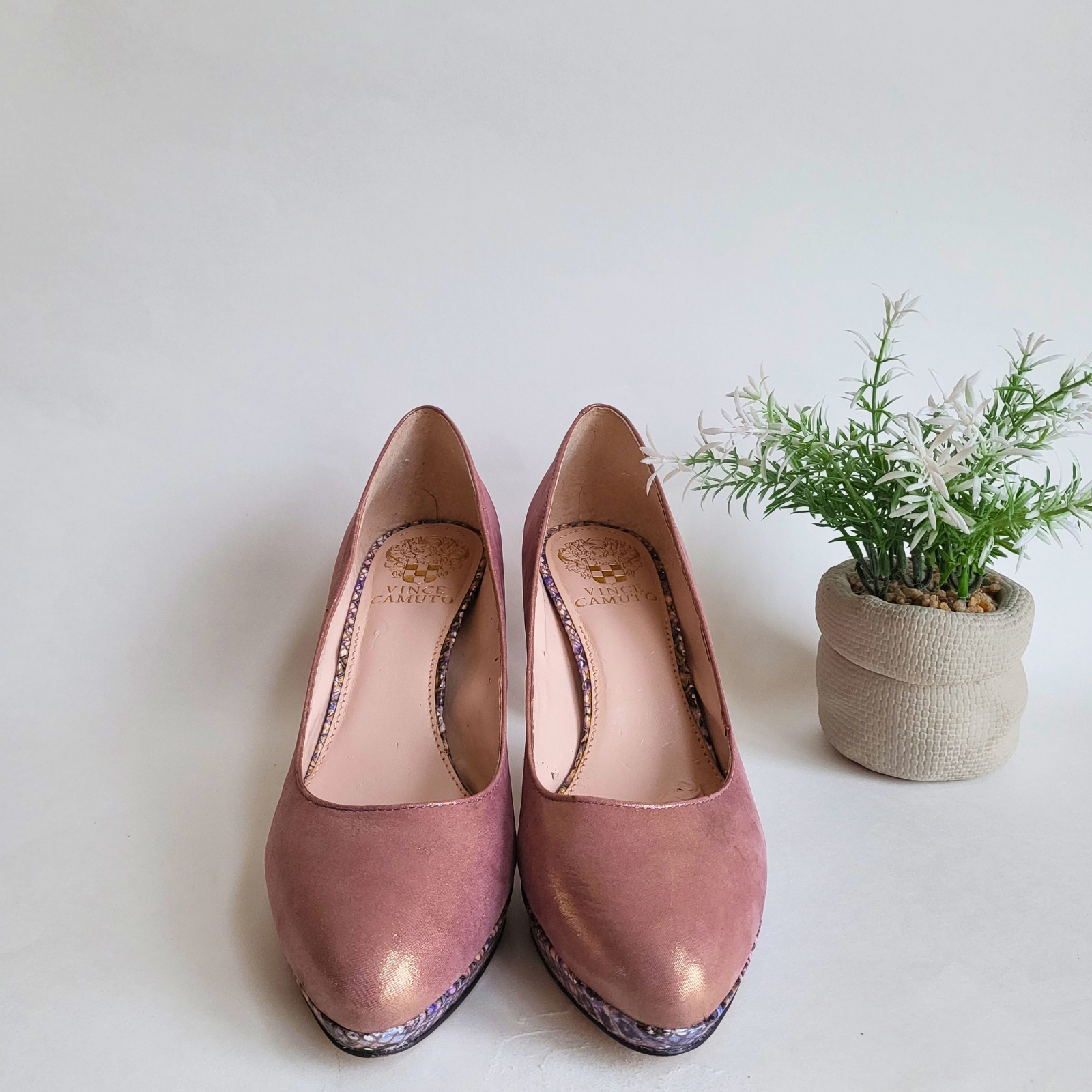 Price DROP - Vince Camuto Size 7.5 Pink Heels - South Ajax