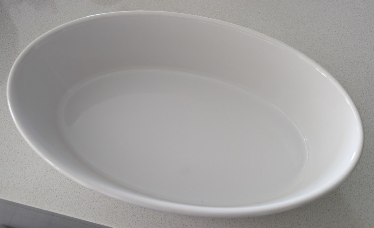 Oval bowl (24cm x 16cm x 6cm) & plate, ~15cm side (porcelain) - photo 2