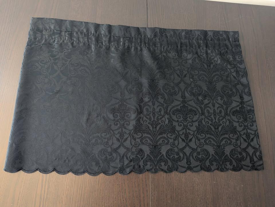 Black curtains and black valance - photo 4