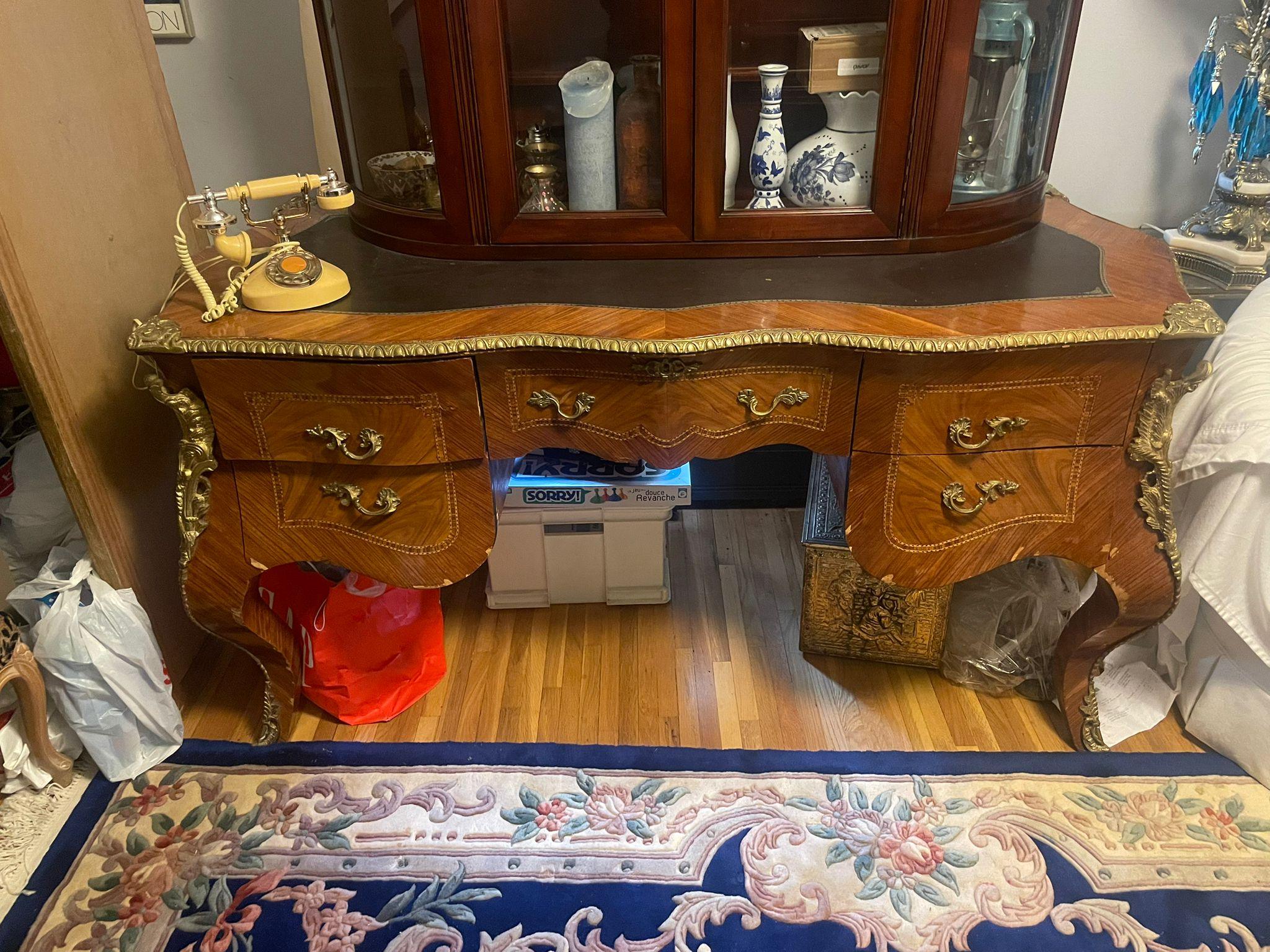 Vintage French-Style Writing Desk / Vanity Desk – $300