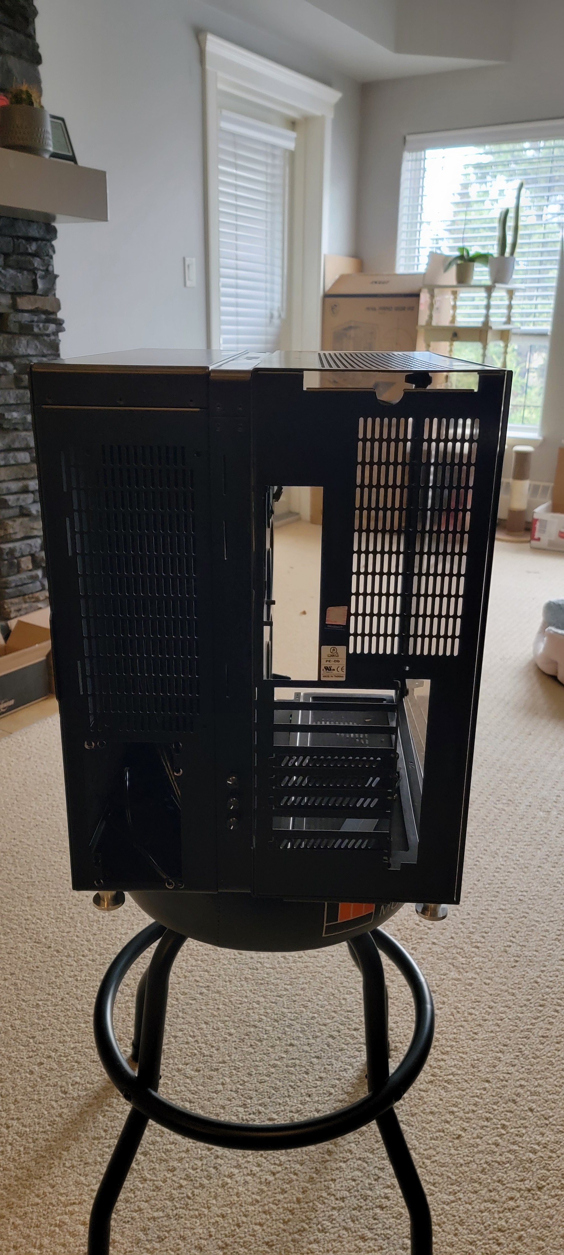 Lian Li PC-O9 Full Tower Dual Chamber PC Case - photo 5