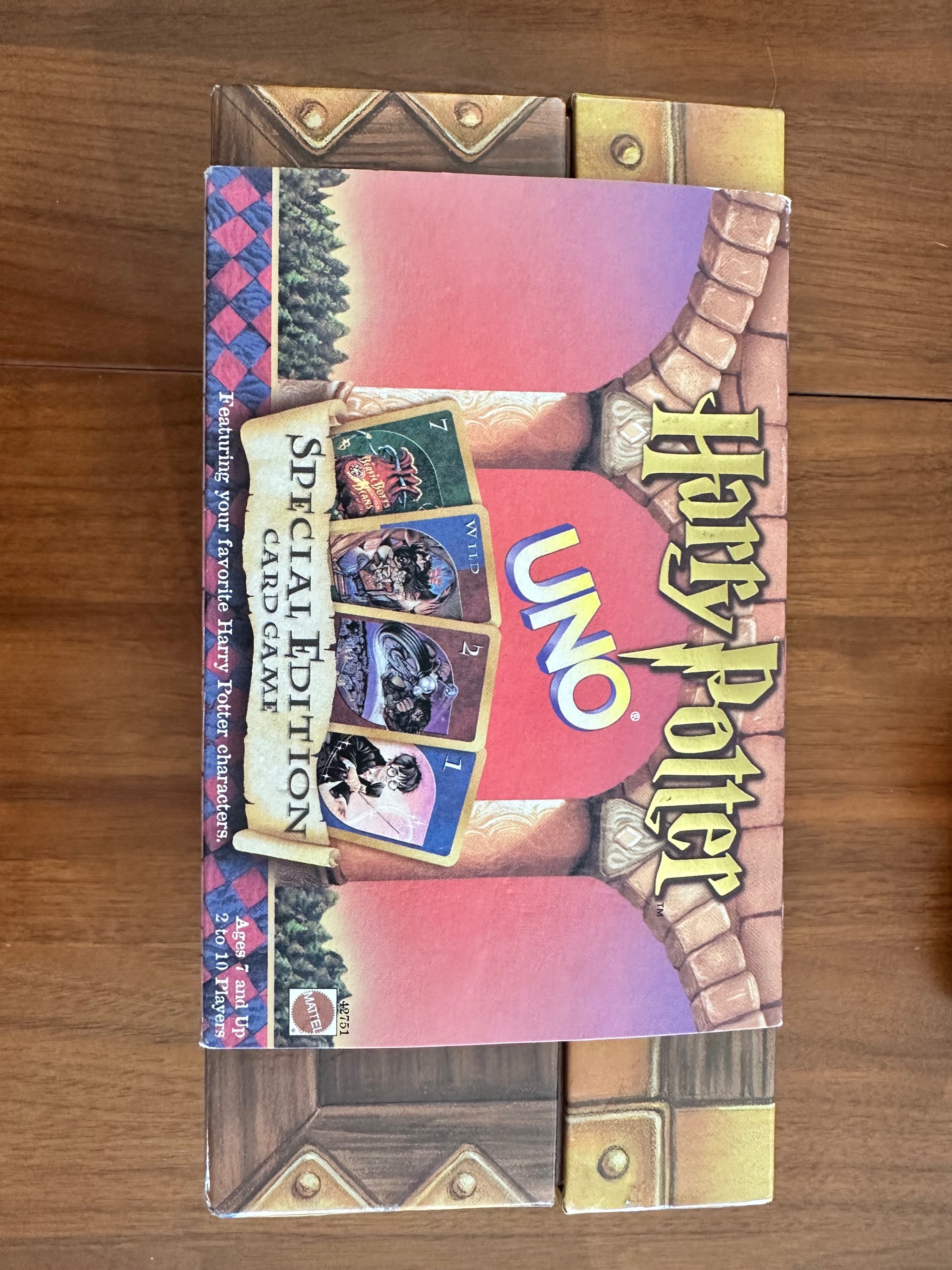 UNO Harry Potter Sorcerer's Stone Special Edition Card Game