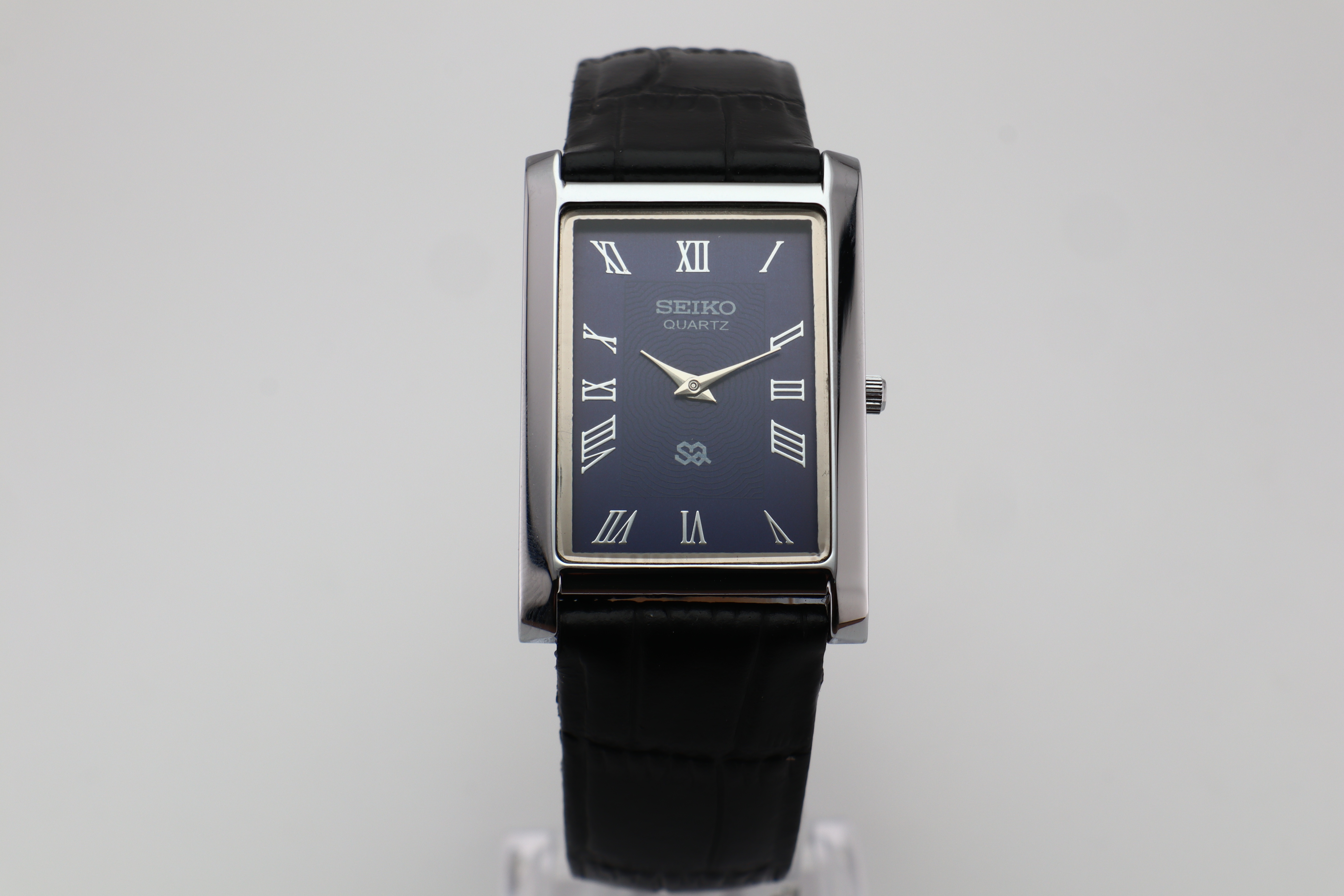 Refurbished Vintage Slim Tank Men’s Watch - photo 2