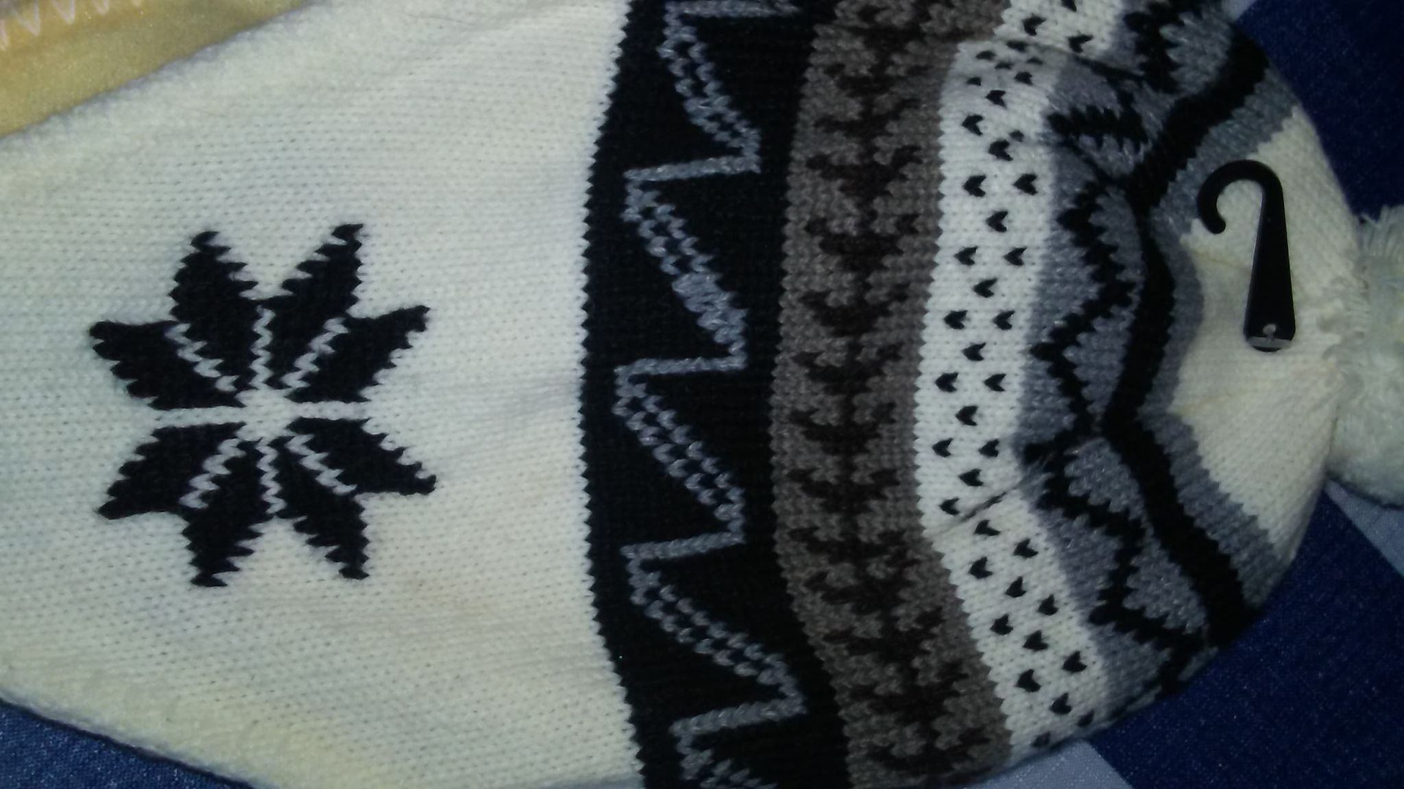 Winter Hat (New) - photo 2