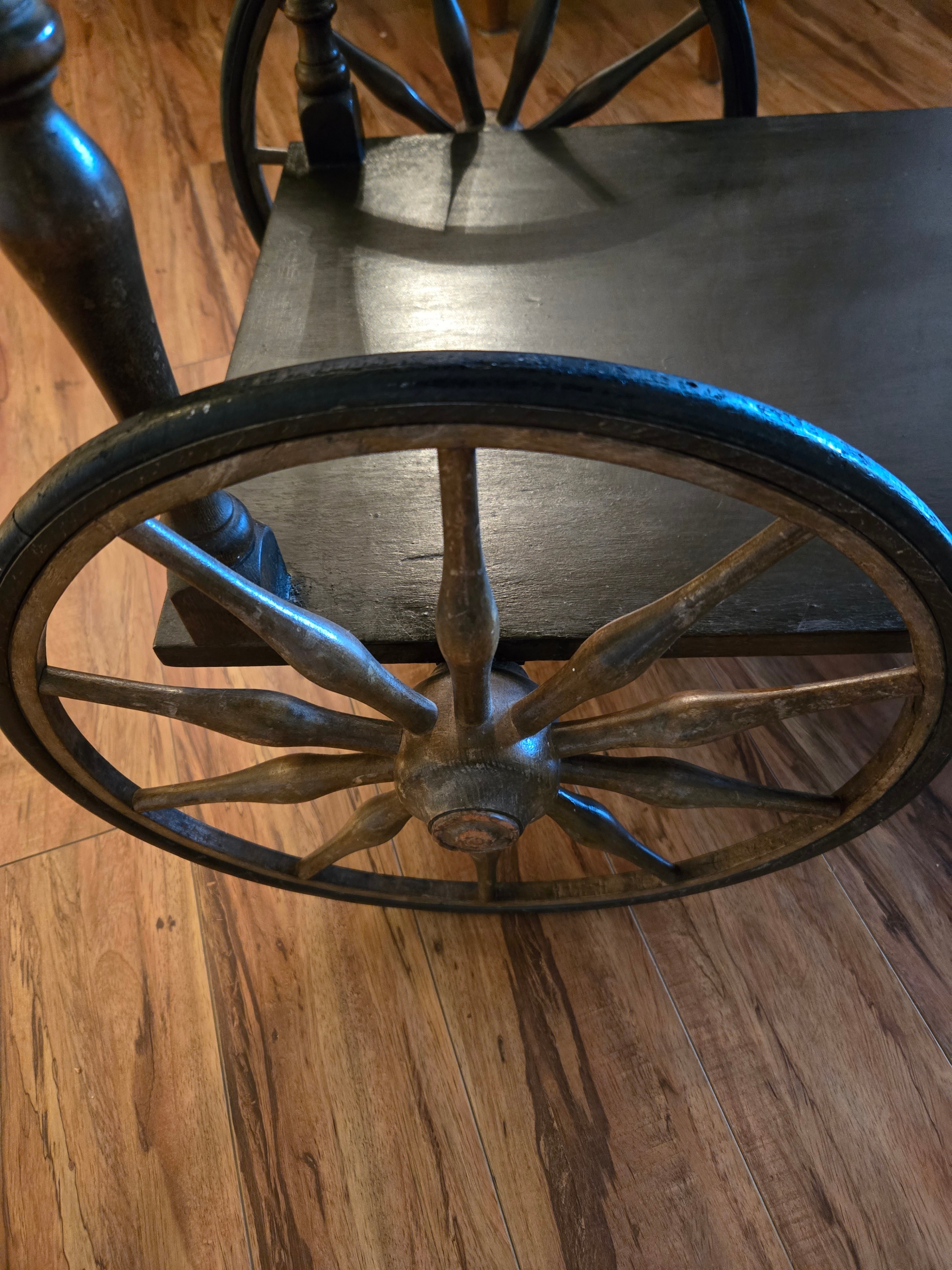 Antique 1920s Mahogany Tea Wagon - photo 3