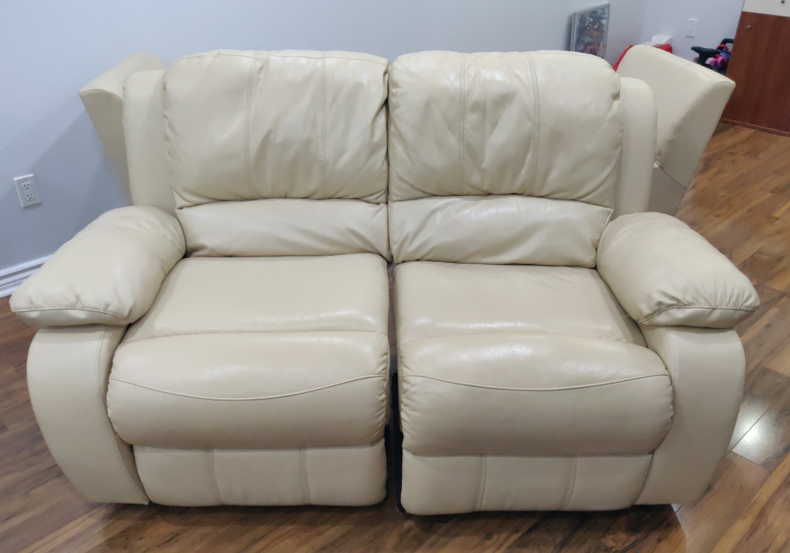 3 seat sofa home theatre recliner with storage - photo 5