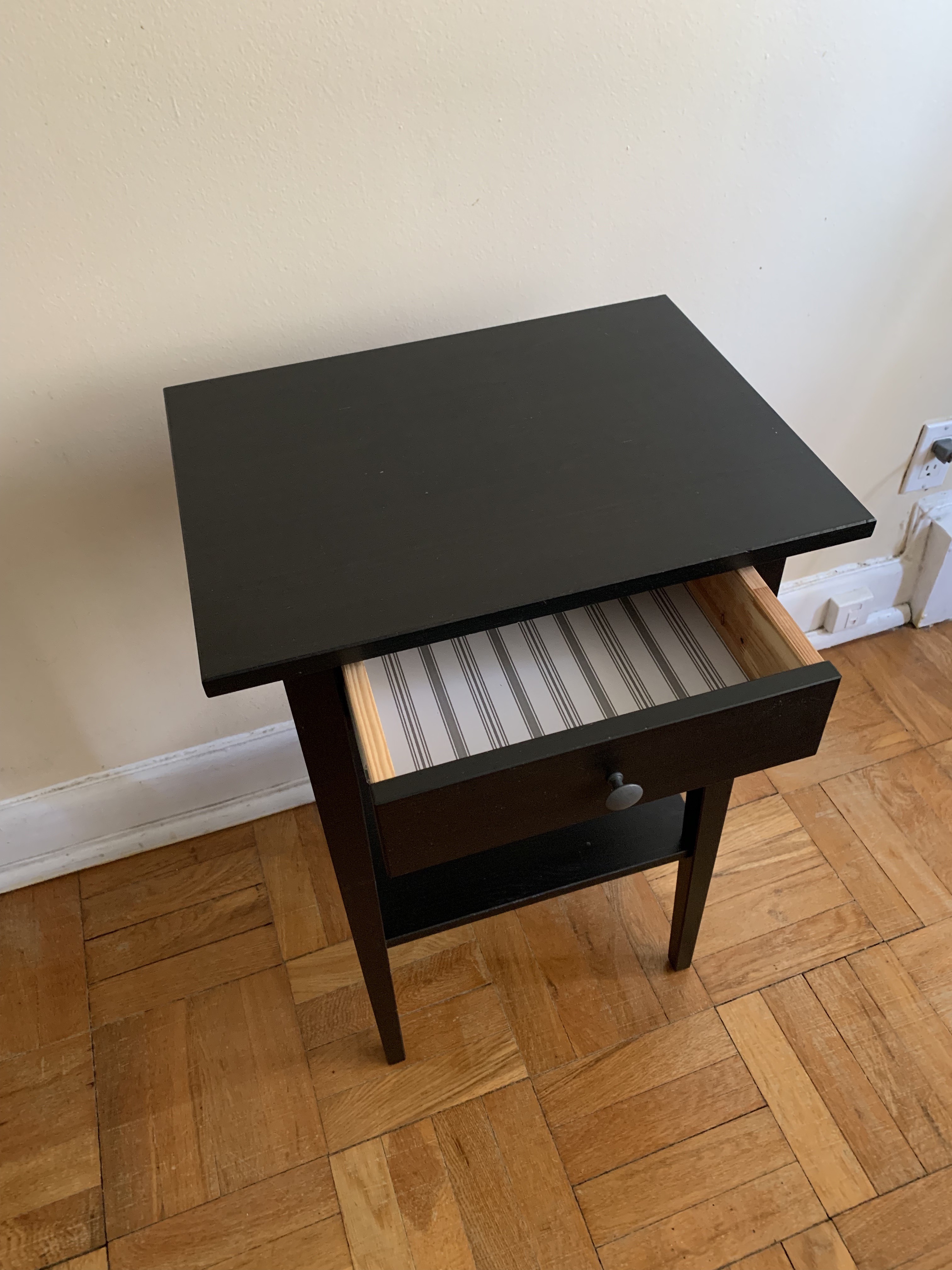 Moving sale: Ikea Hemnes Nightstand - photo 3