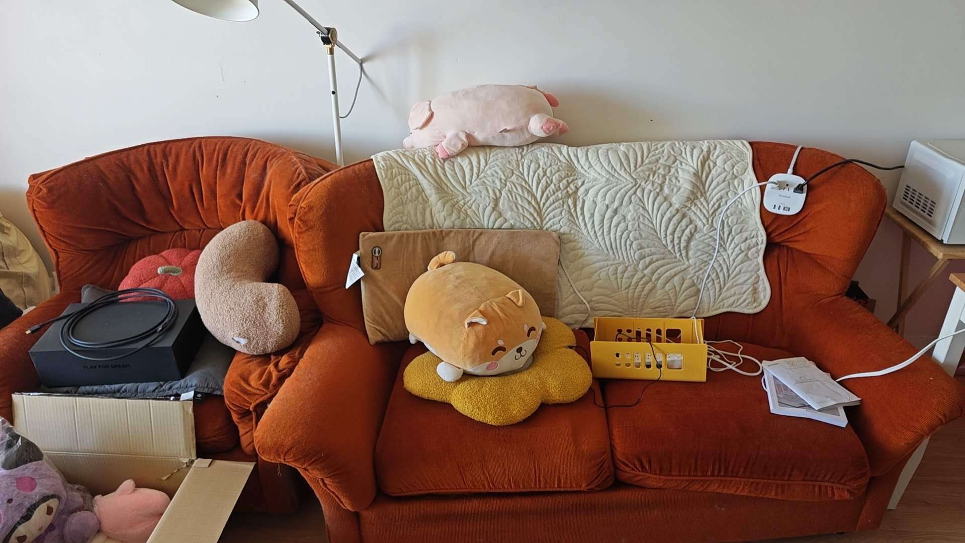 双人座沙发 + 单人座沙发 / Loveseat + Single Sofa Chair Set