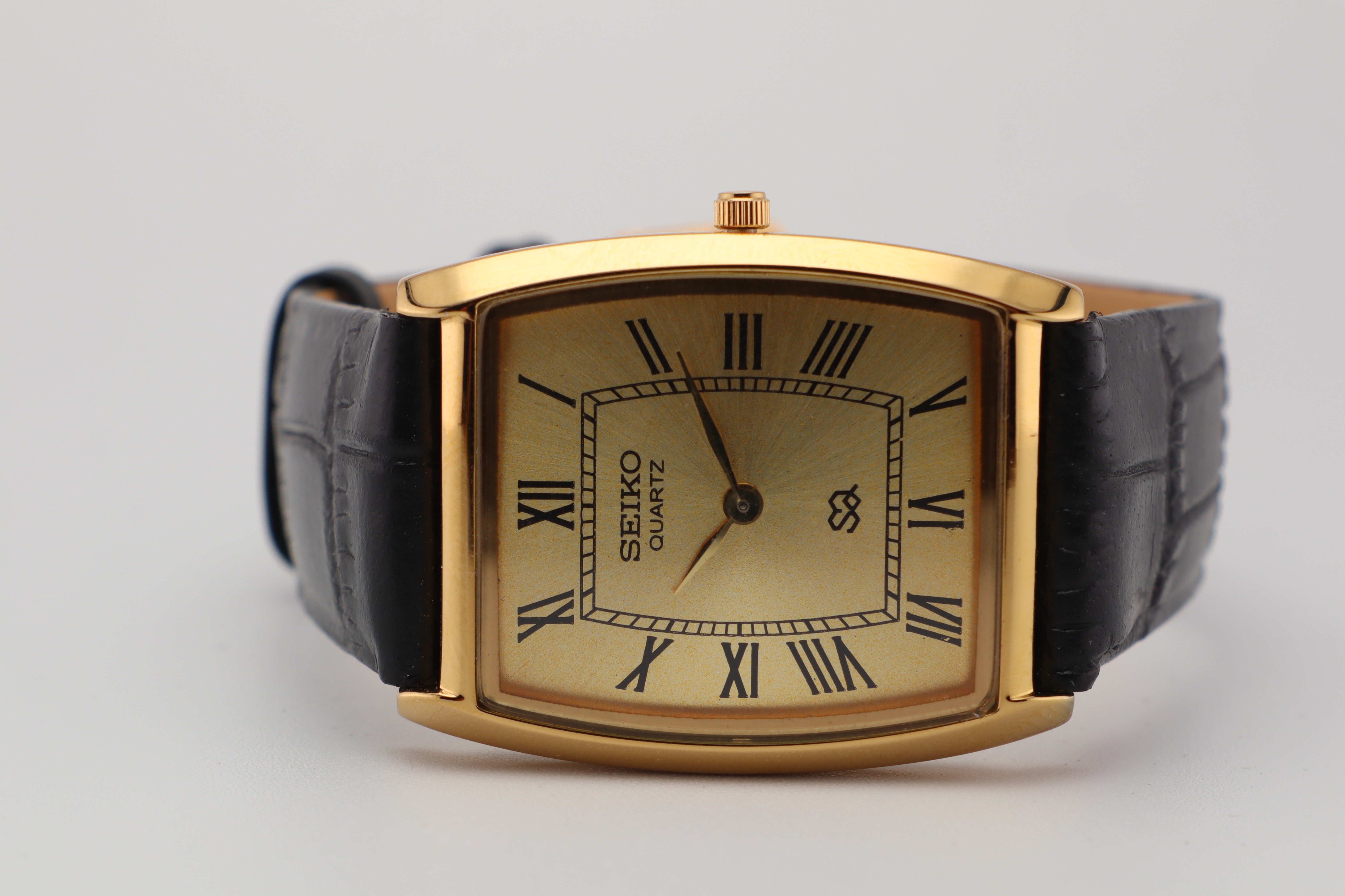Refurbished Vintage Barrel Tank Men’s Watch - photo 4