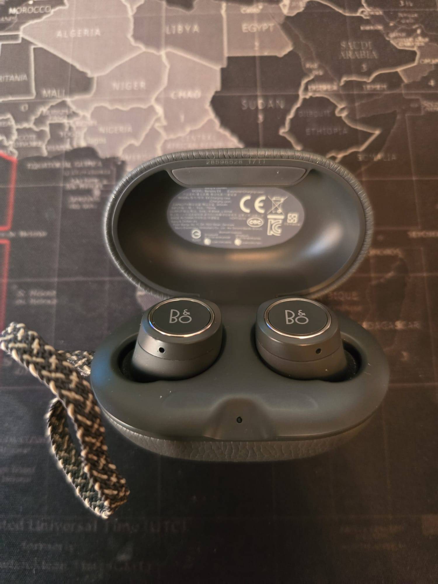 Bang & Olufsen Beoplay E8 Earphones earbuds - photo 3