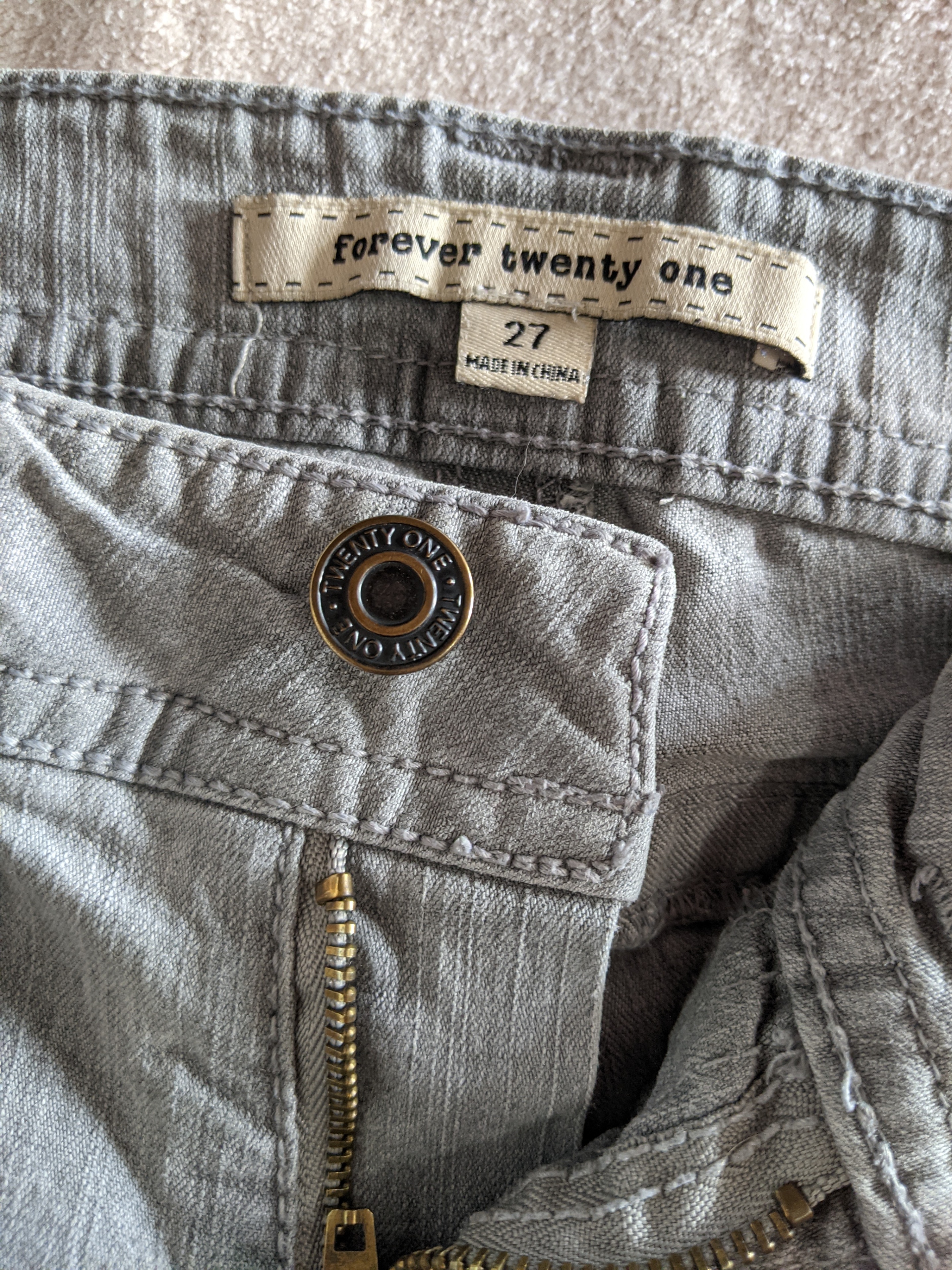 Forever Twenty One gray jeans - photo 4