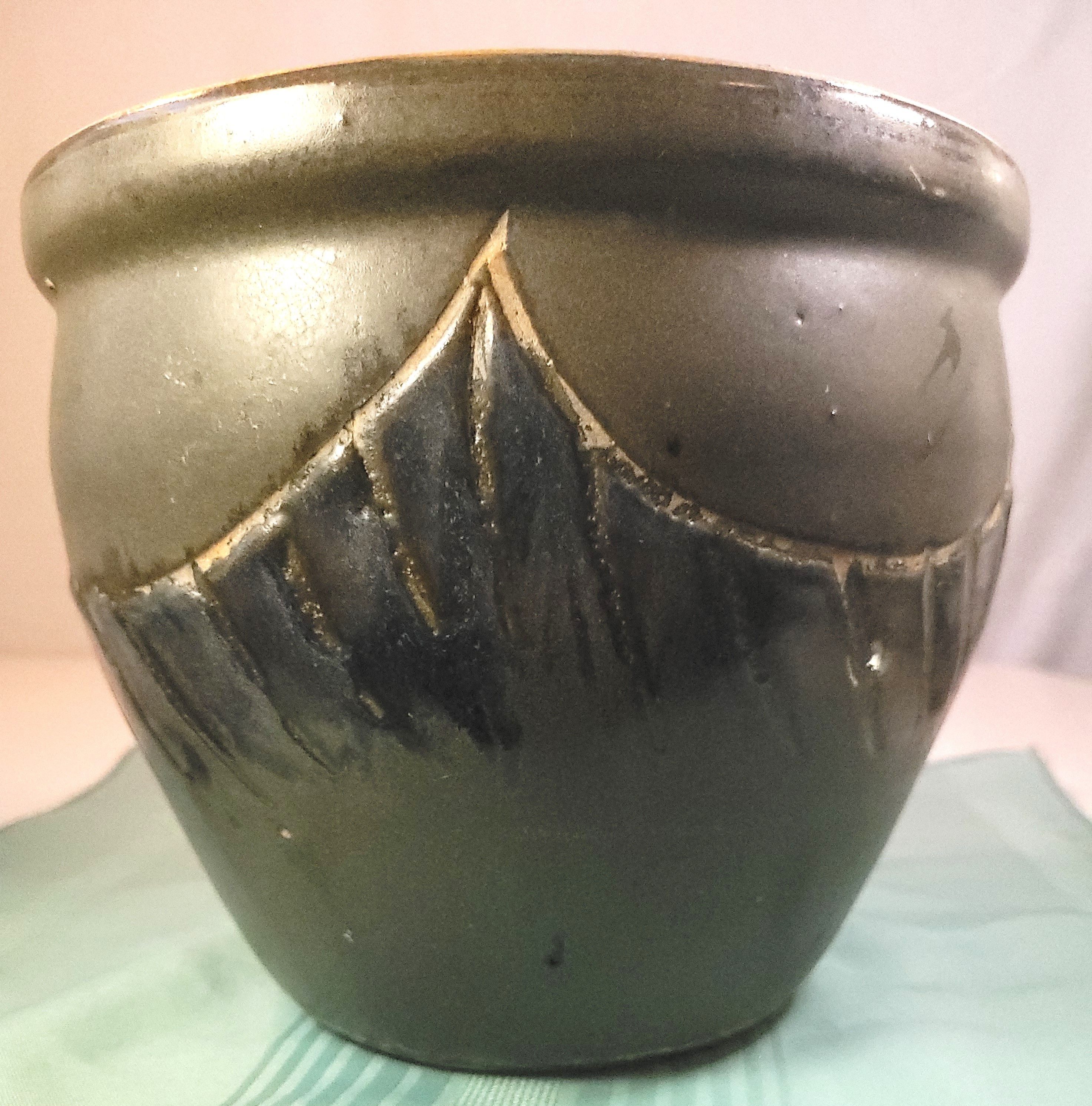 1970s Canadian Pottery Planter Large 8.75" Mountain Motif Stone