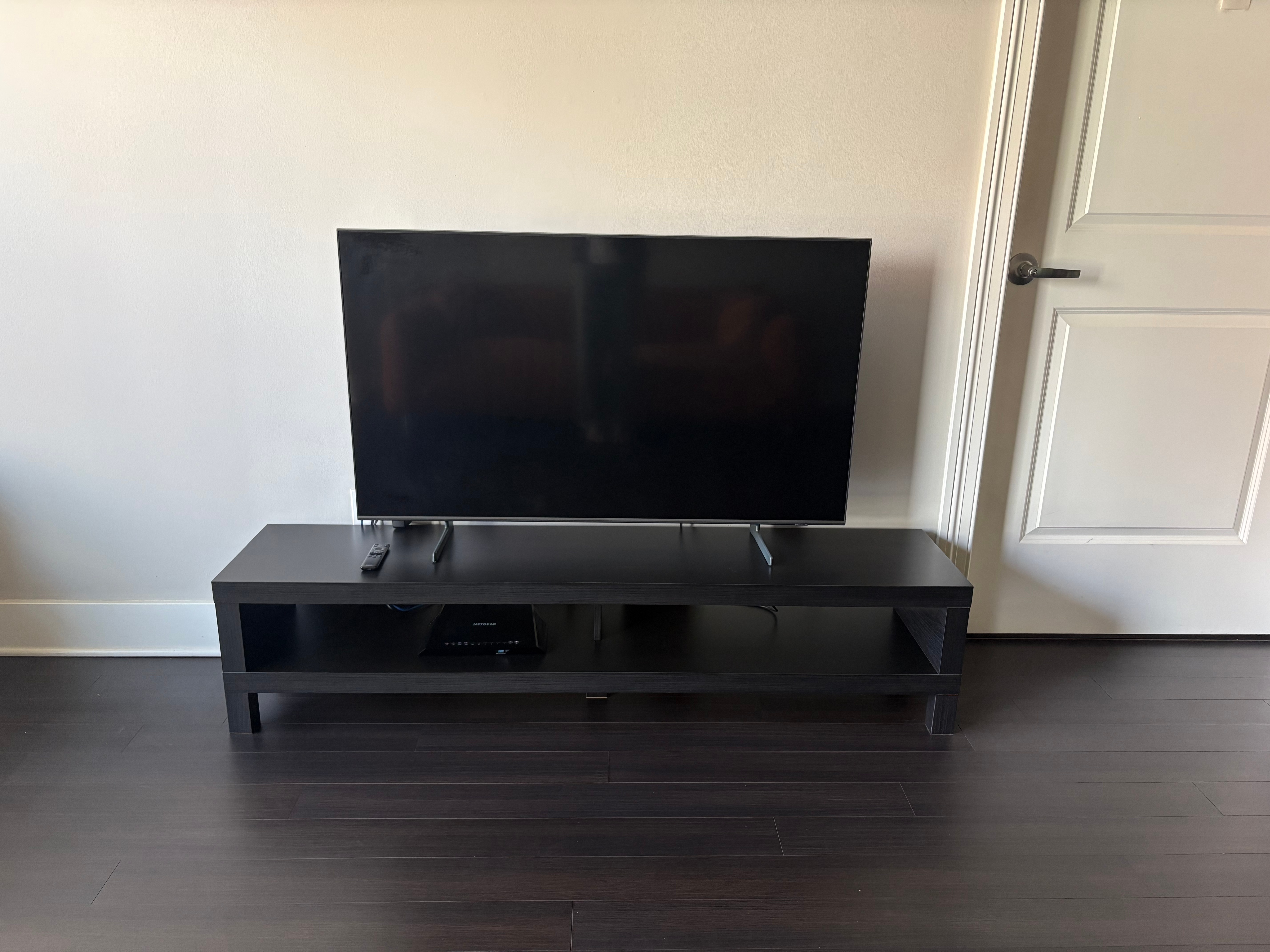 Samsung Q60C 50" TV (2023 Model)