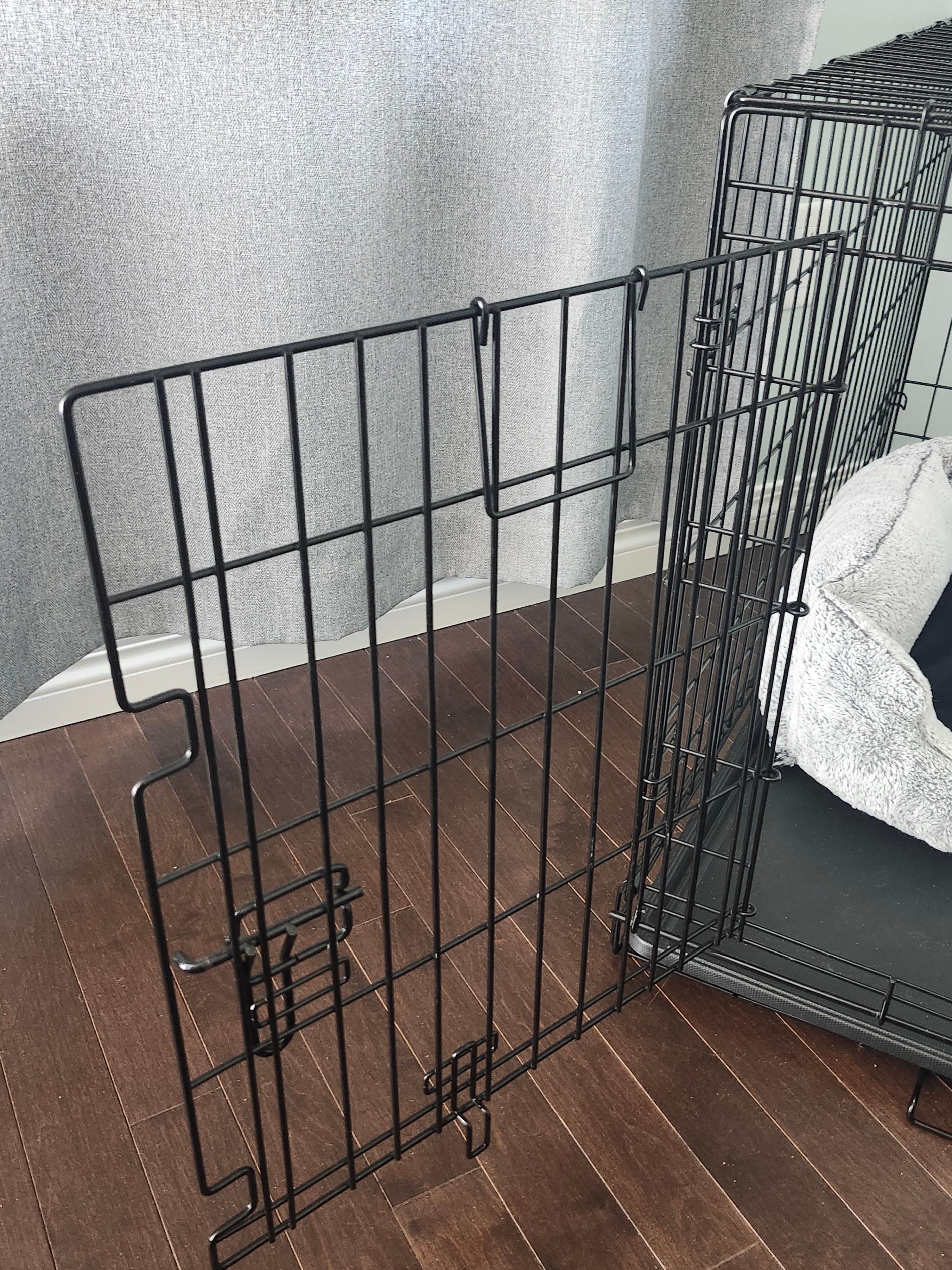 Double Door Wire Pet Crate (36.7 x 22.9 x 24.6 inches) - photo 3