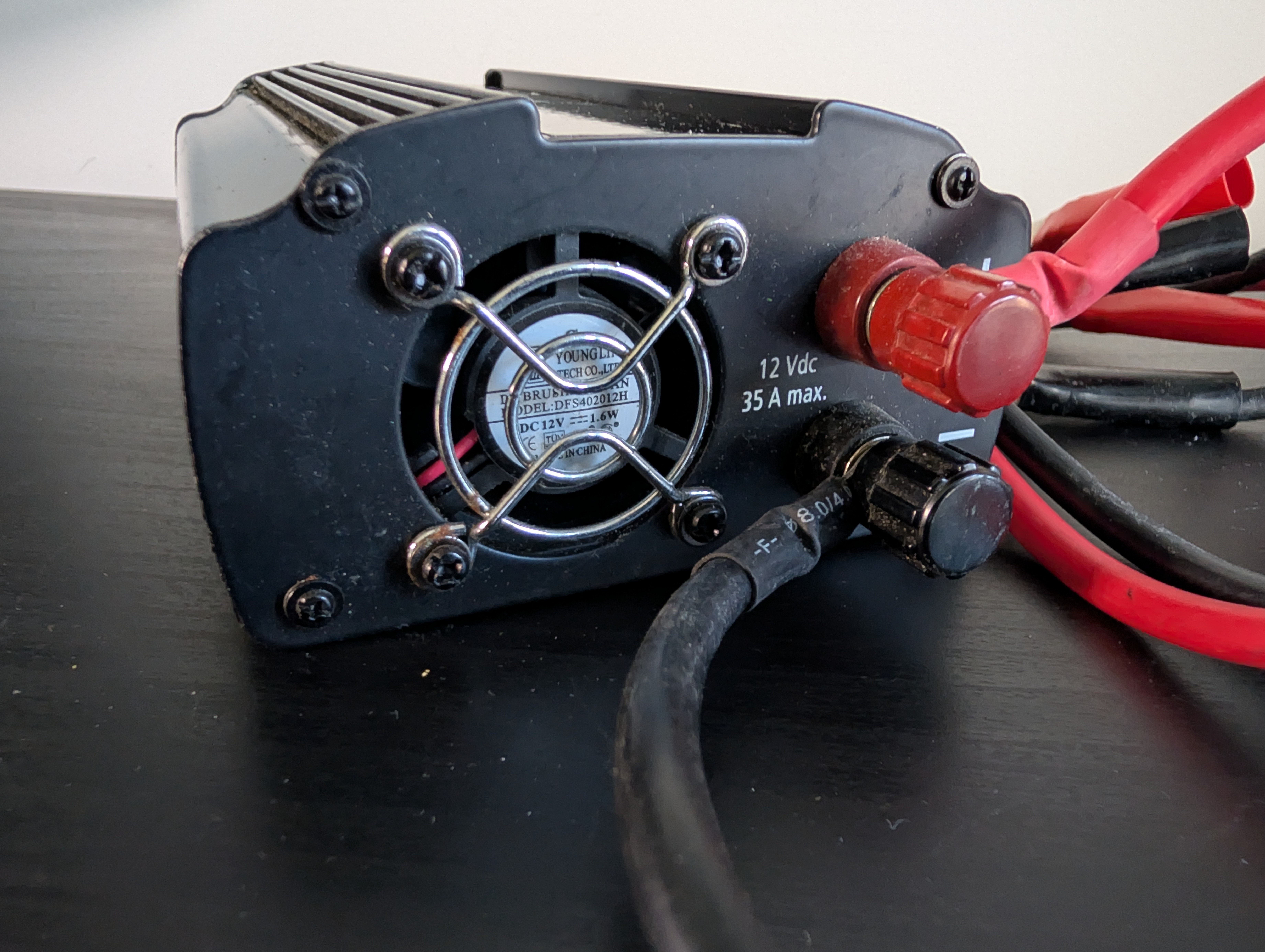 300W Power Inverter (12V DC to 120V AC) with Clamps - photo 3