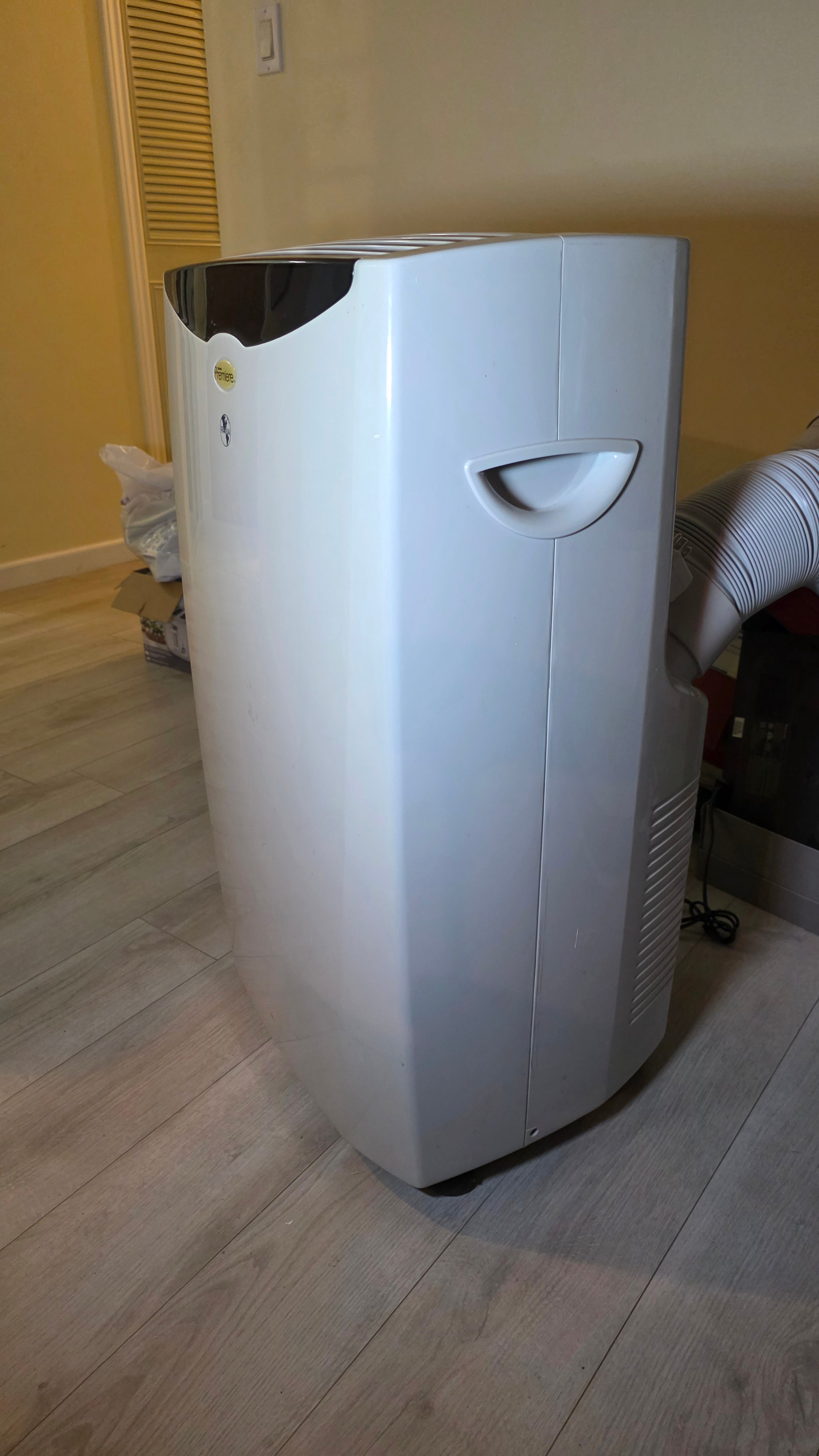 ❄️ Danby Premiere Portable Air Conditioner – Dual Hose Design ❄️ - photo 4