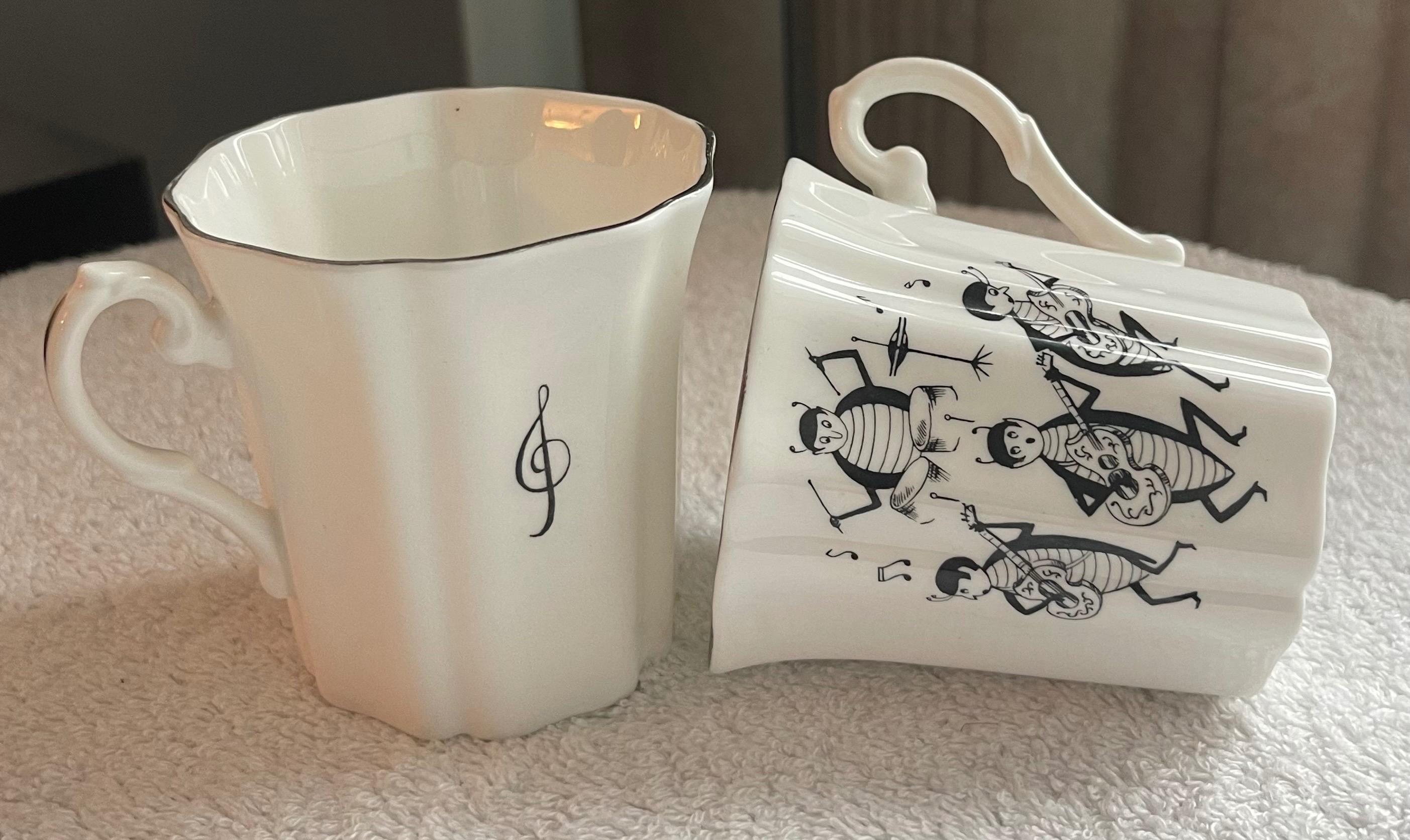 Rare 1960s "Musical Beetles" Royal Grafton English Mugs (Pair) - photo 2