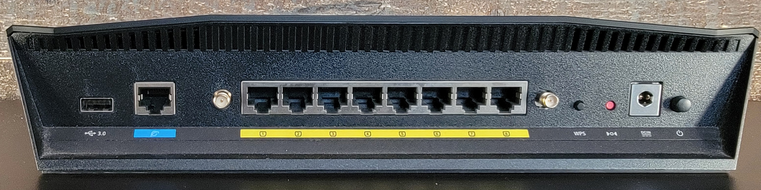 Wireless router Asus RT-AX88U 8 port - photo 3