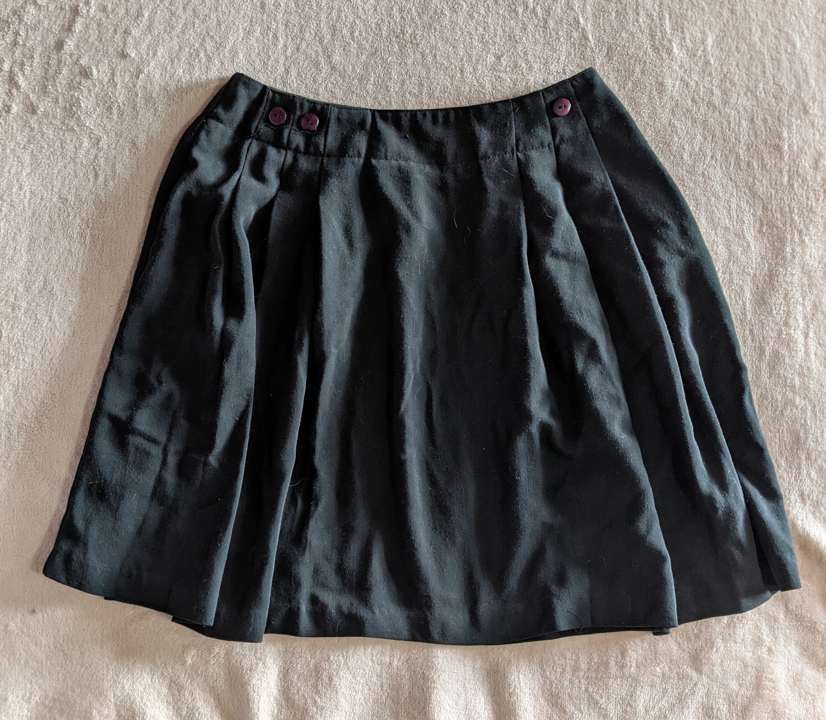 Button-Detail Black Pleated Skirt