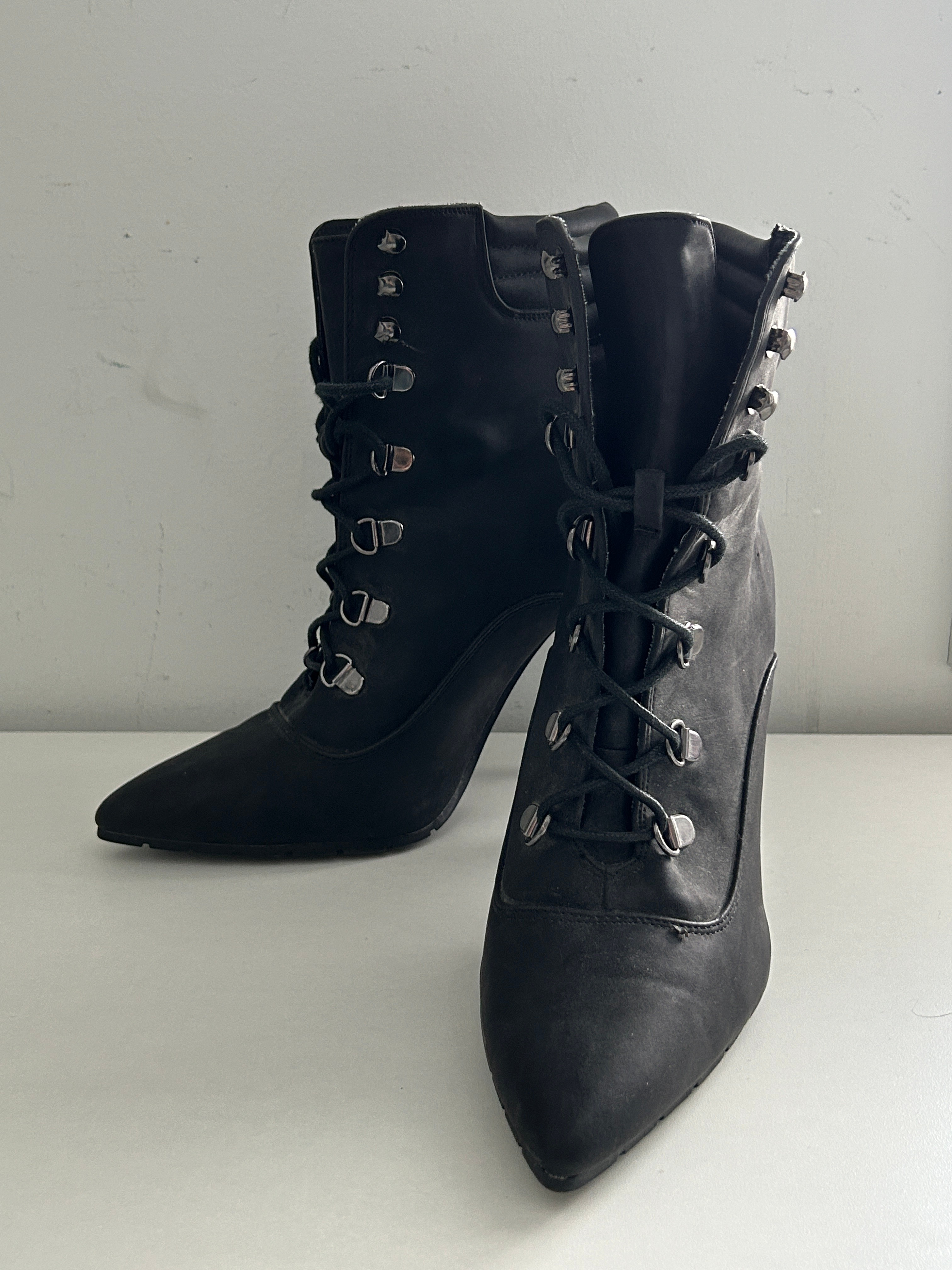 Le Chateau Black Boot Heels - photo 3