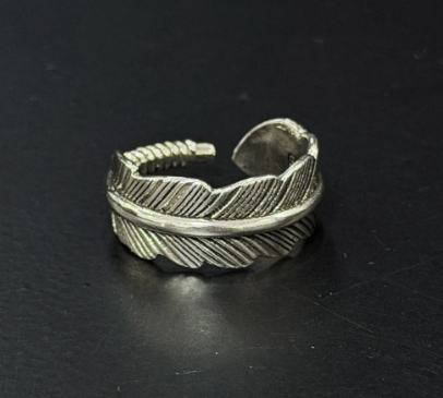 Silver Feather Ring