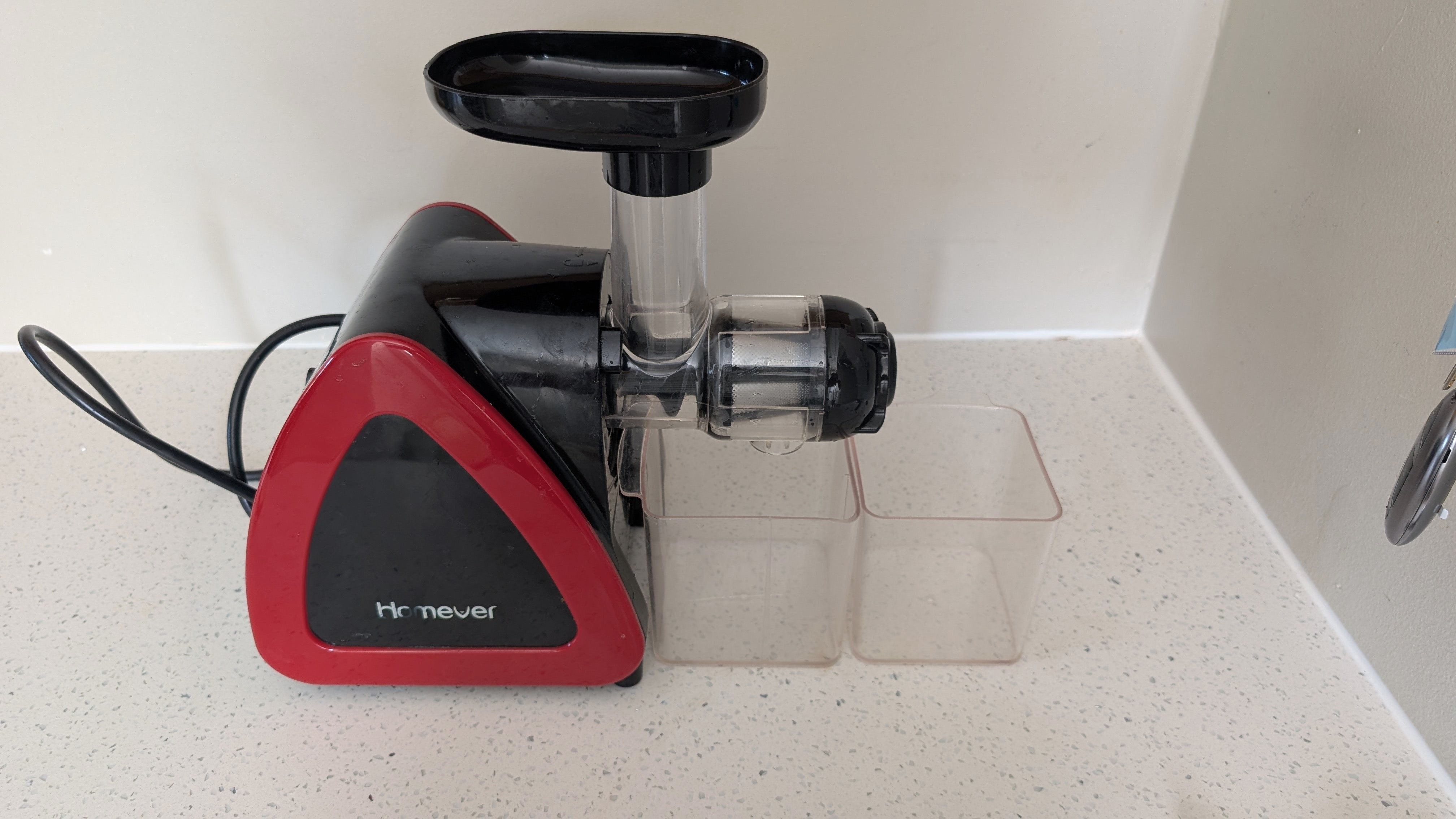 HOMEVER Slow Masticating Cold Press Juicer – Red - photo 3