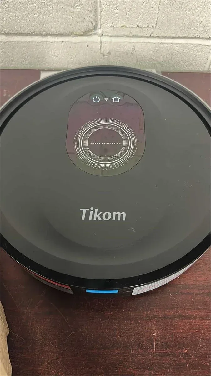 Tikom Robot Vacuum and Mop Combo - photo 2